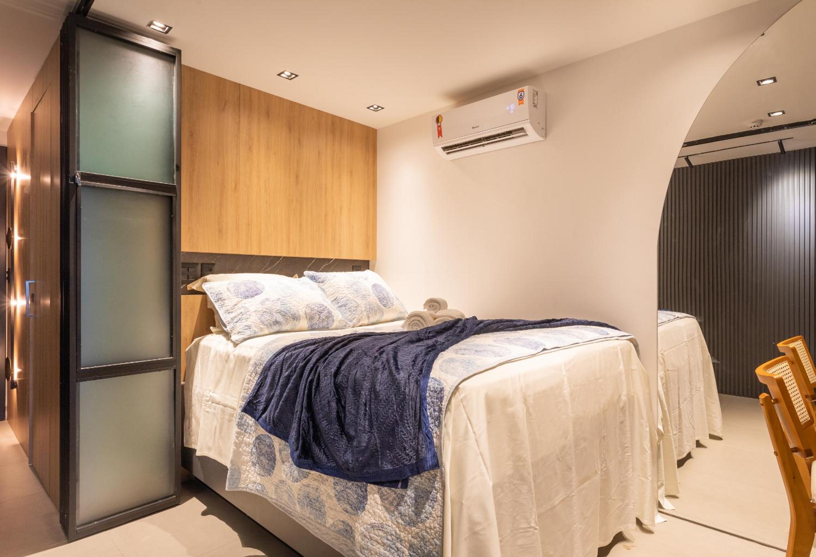 Loft com jacuzzi privativa frente mar do Bessa