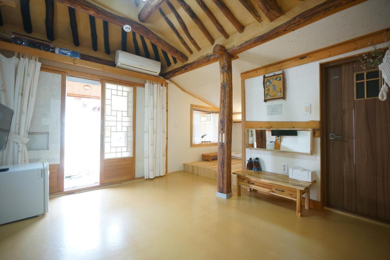 Hanok Madang