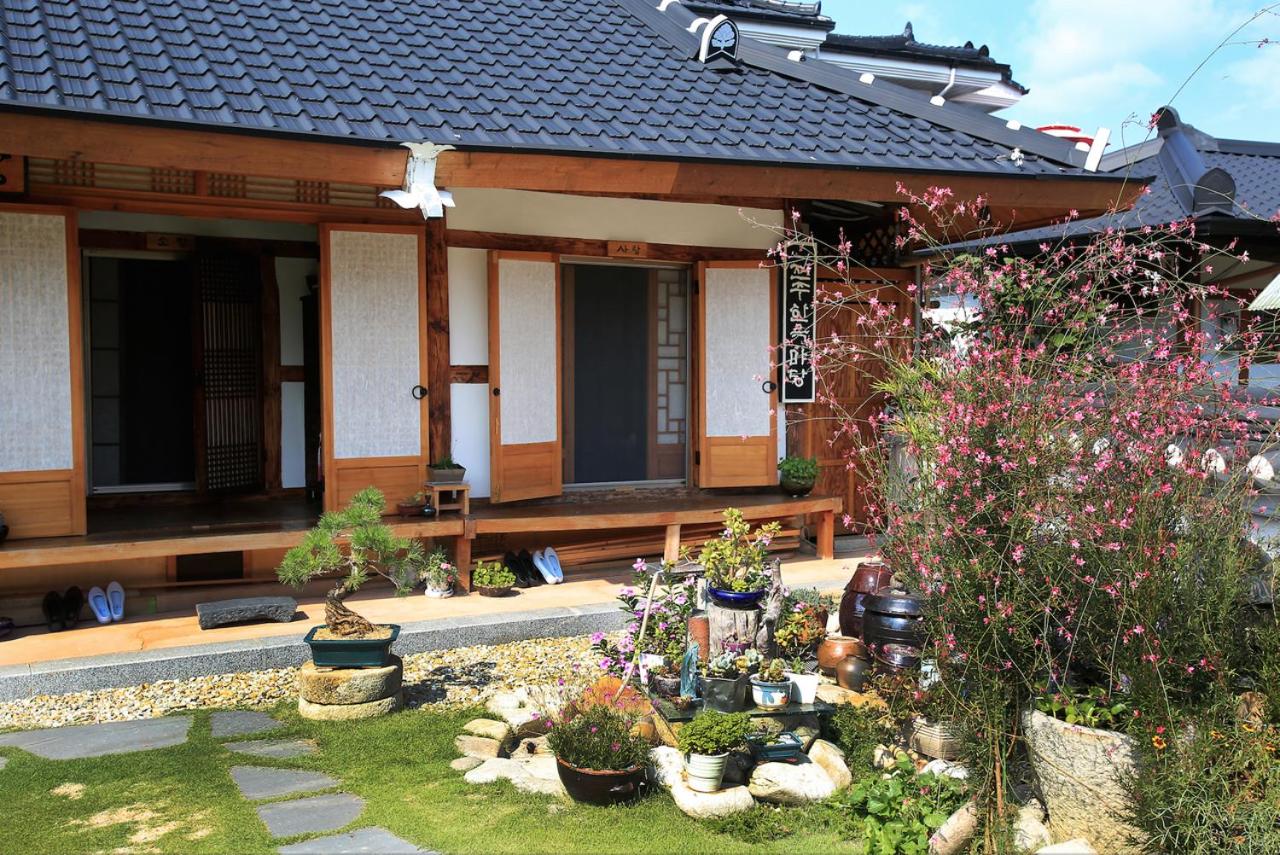 Hanok Madang