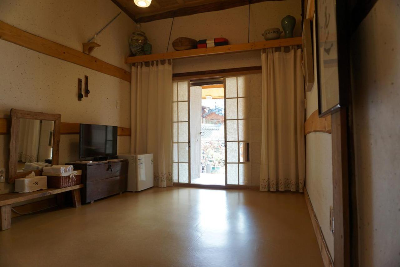 Hanok Madang