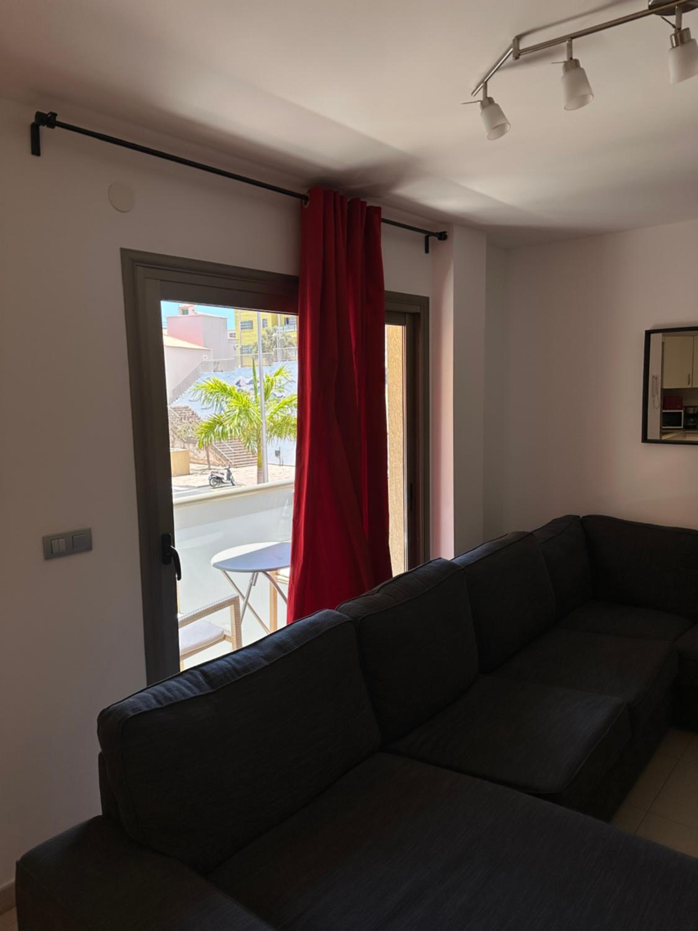Alcalá seaside apartment, two rooms, private parking