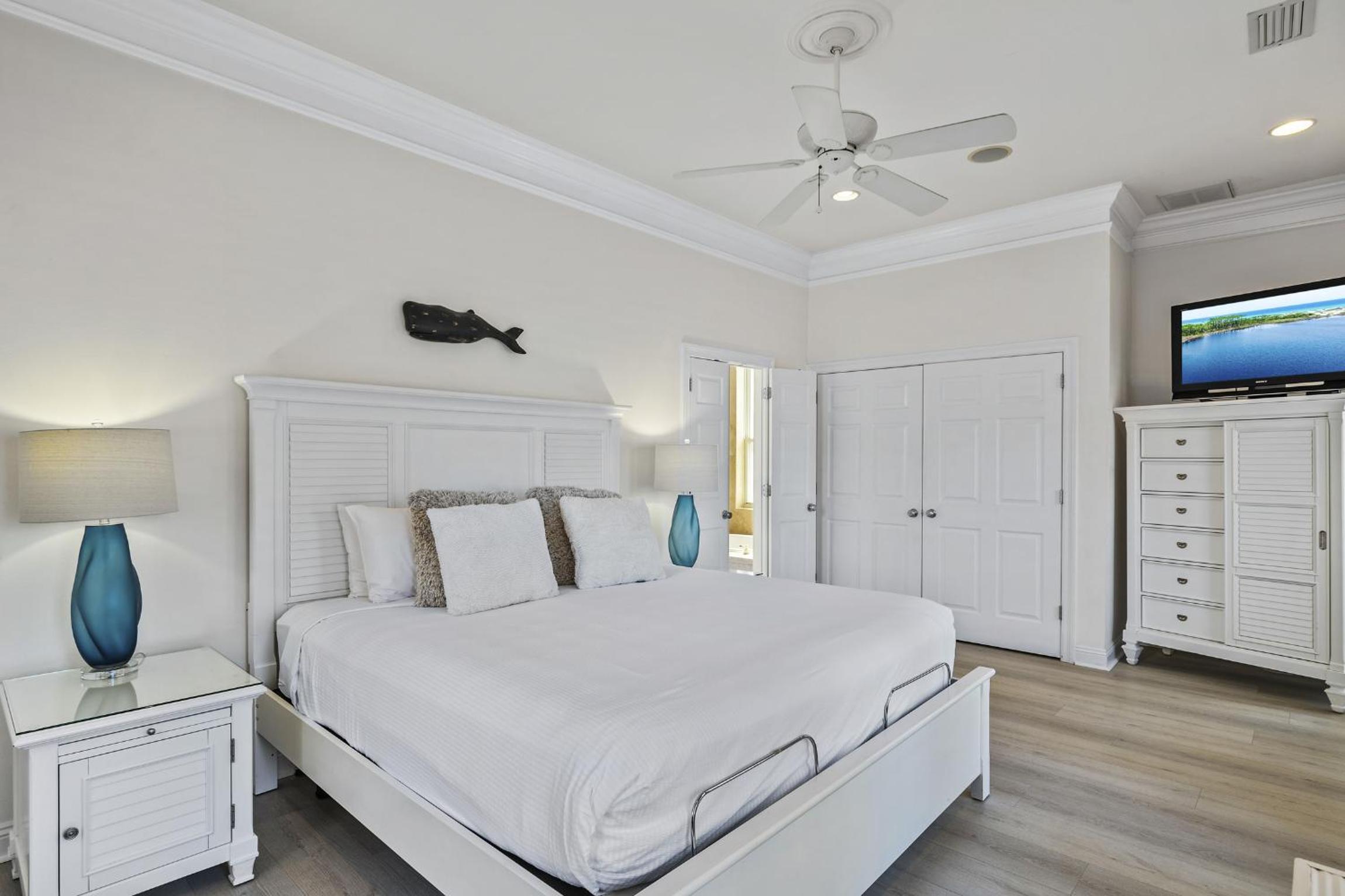 Southern Nights At Destin Pointe Resort