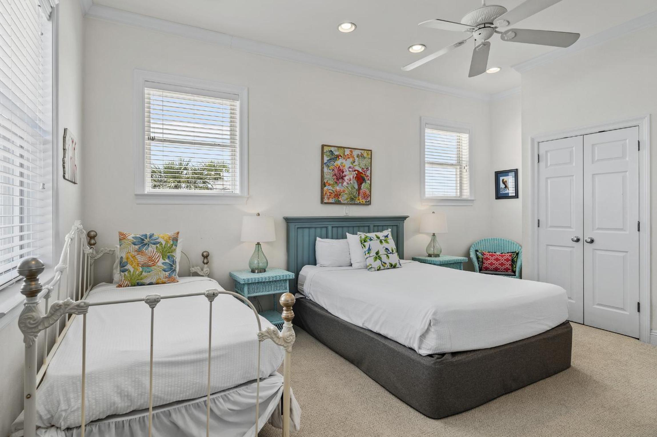 Southern Nights At Destin Pointe Resort