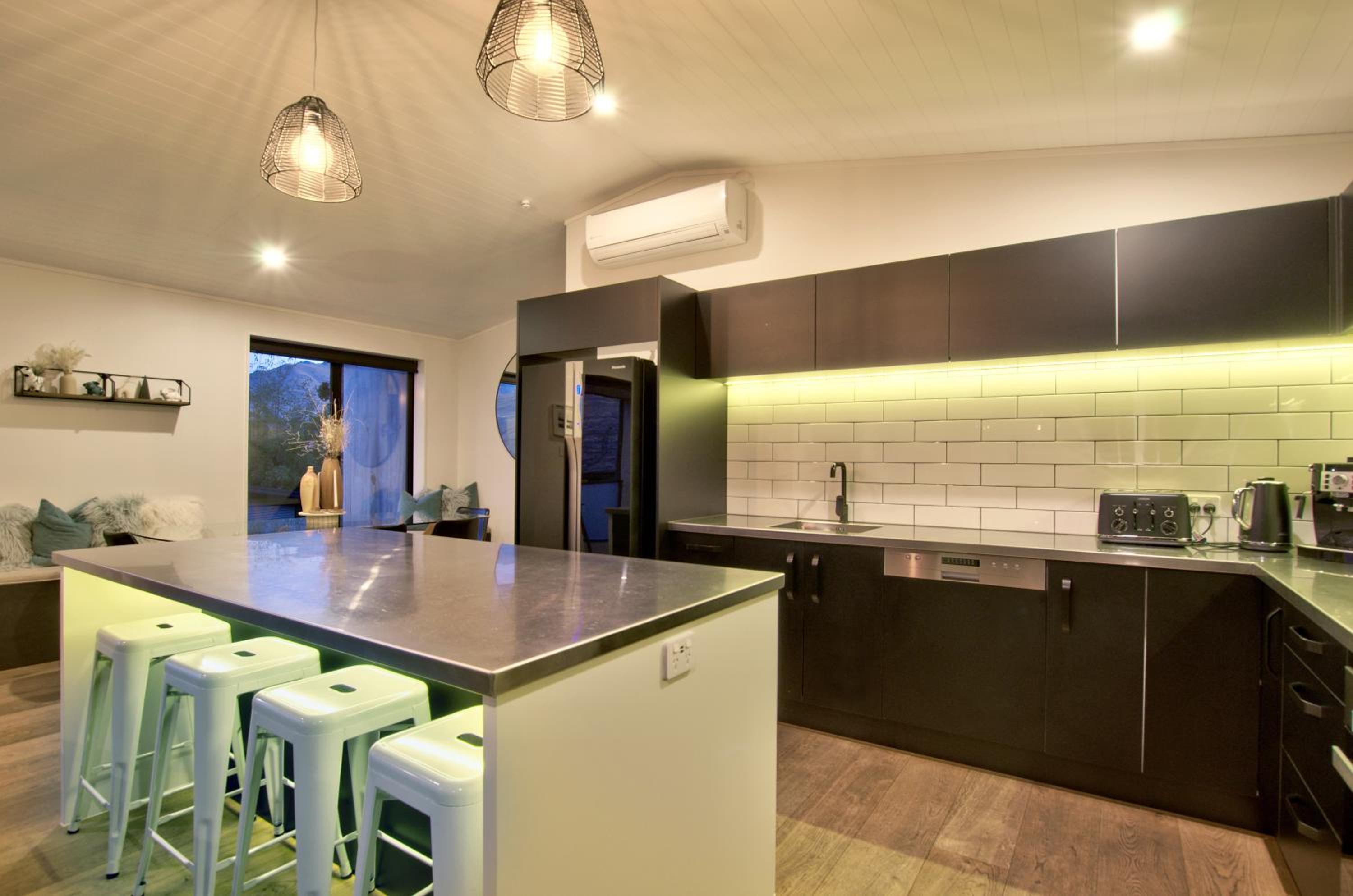 Family Size Holiday Home With Remarkable Views & Sauna, Close to Town