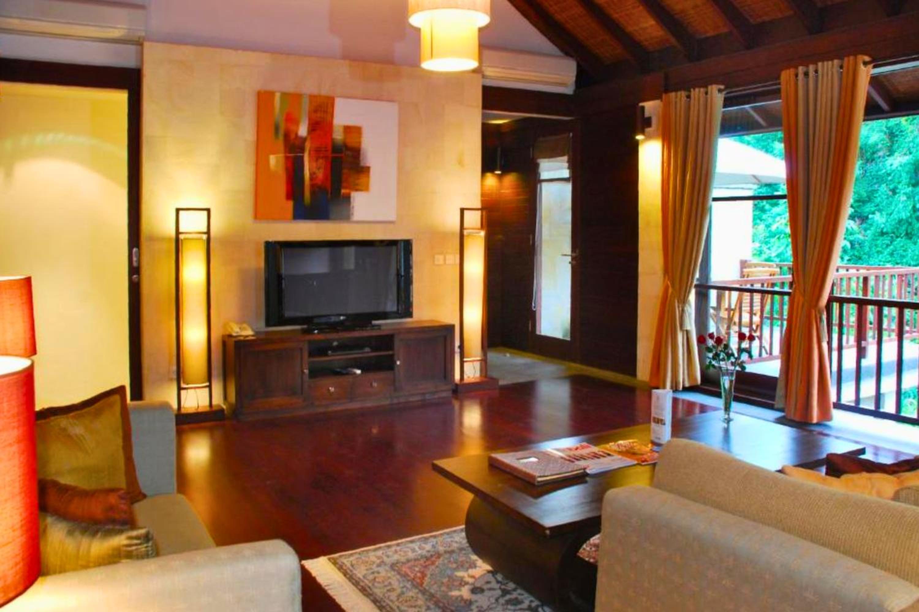 Dendalion 4 BR Private Pool Villa view 2