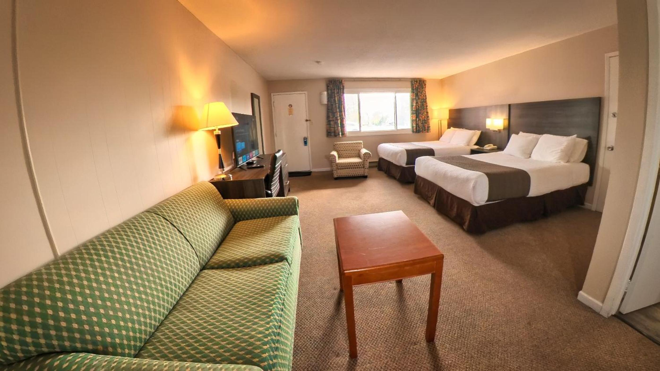 Maple Leaf Inn & Suites