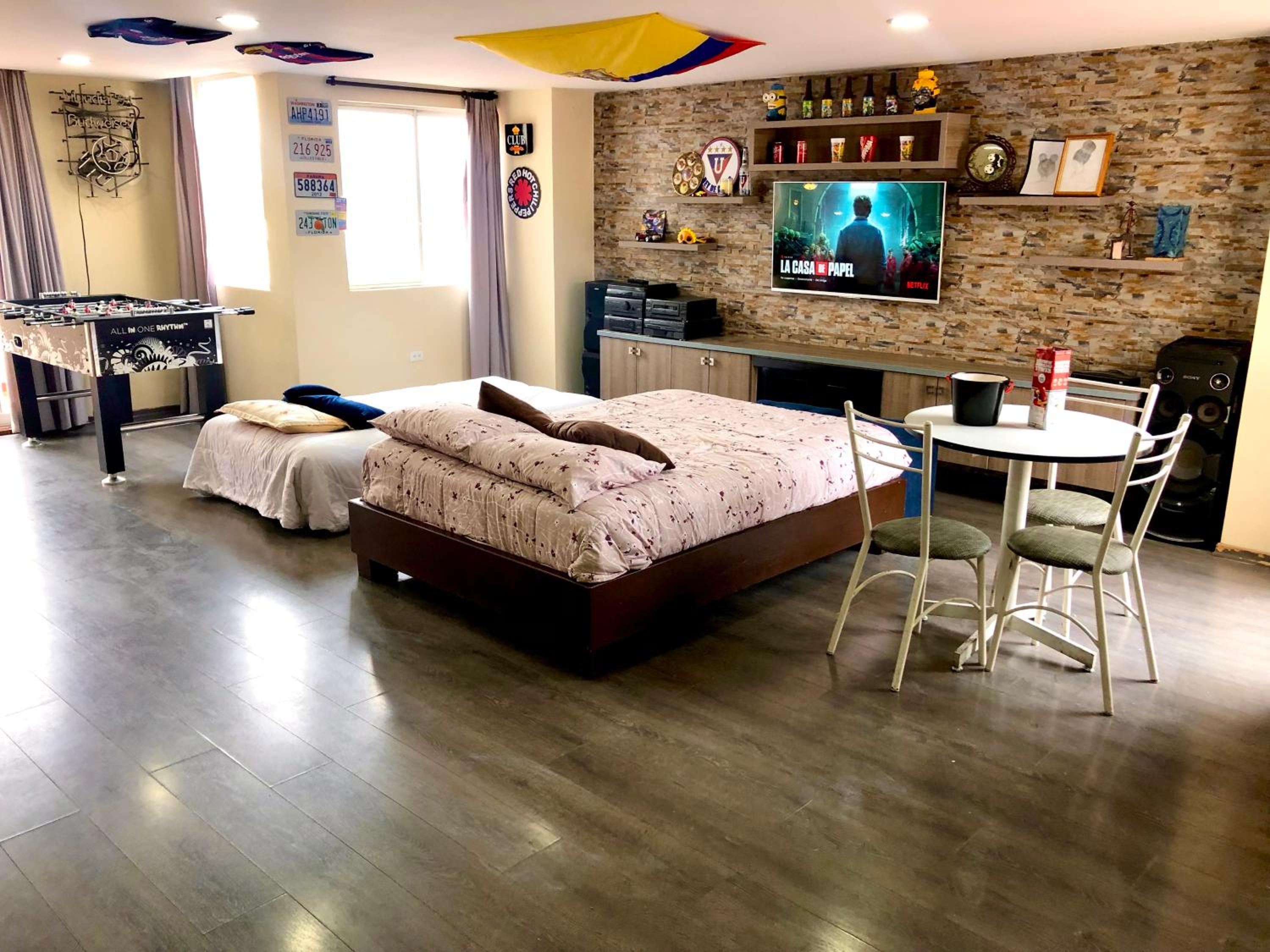 Apartamento a una cuadra de la Embajada Americana y Hospital de Solca view 3