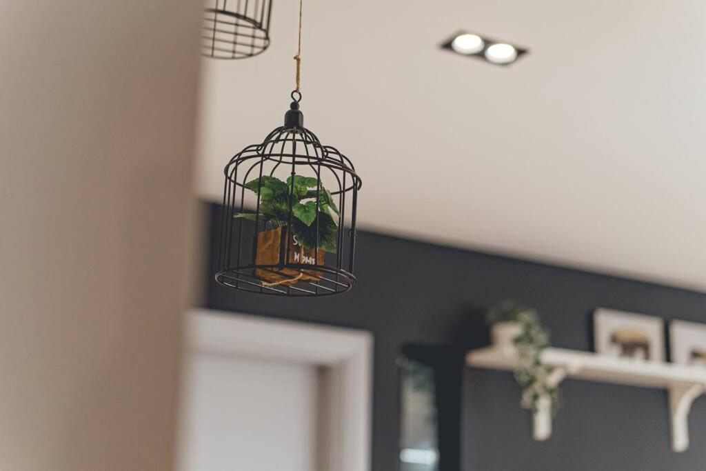 Wooden Sand MosaicSouthkey 3BR w bathtub Midvalley by Our Stay