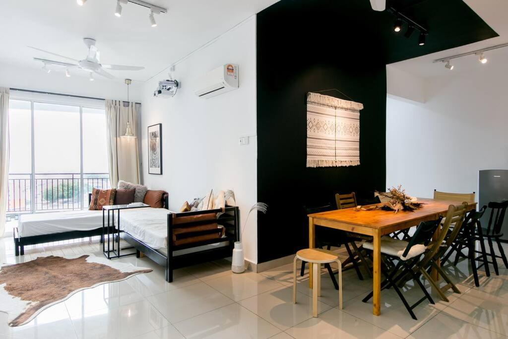 [Projector] Pulse Ipoh- Safari @Majestic condo photo 1