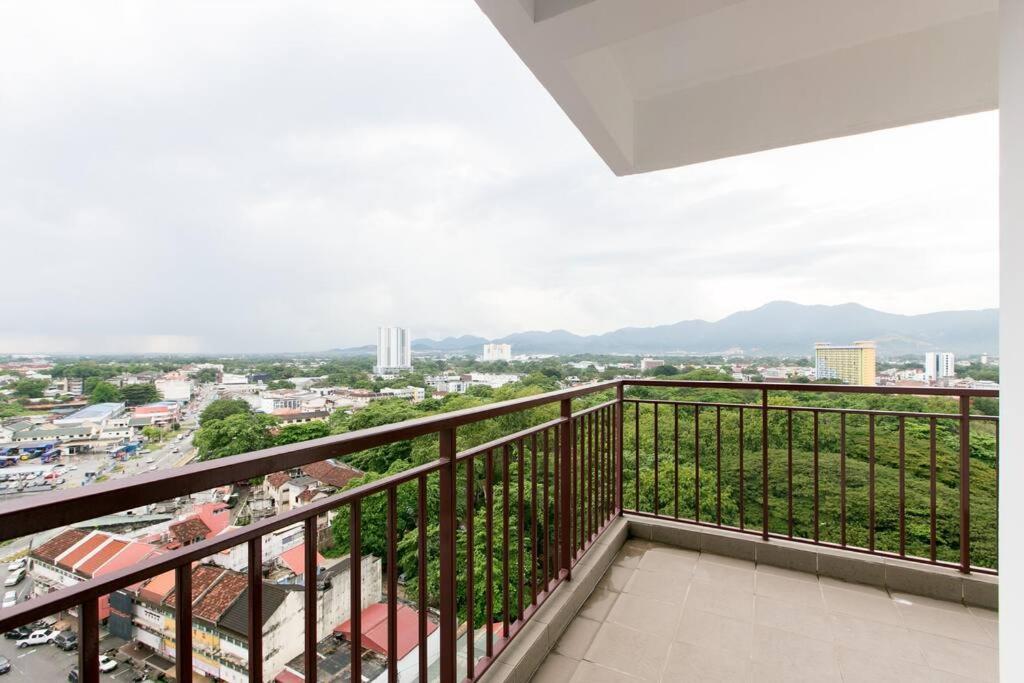 [Projector] Pulse Ipoh- Safari @Majestic condo photo 6