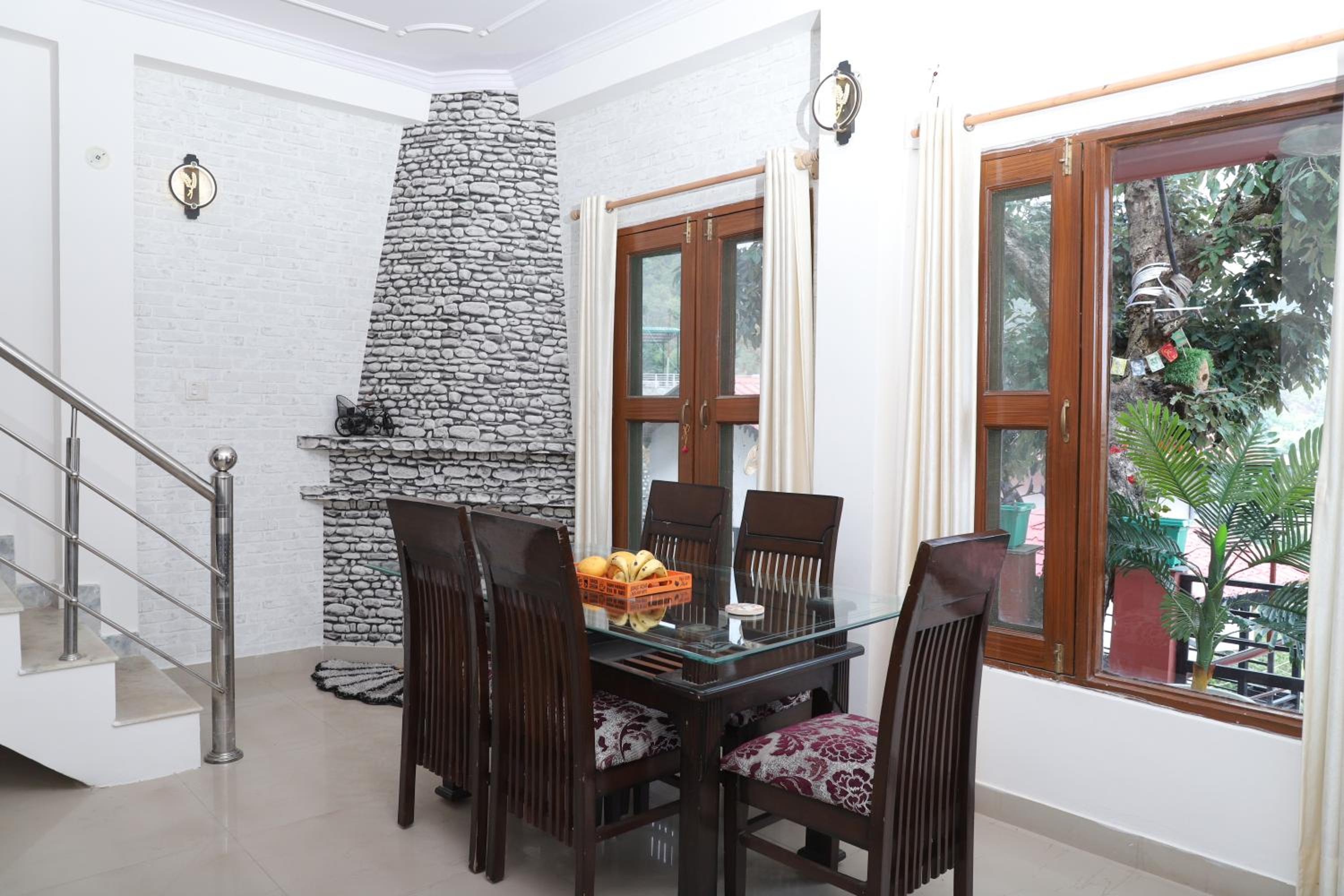 Naini's Nest Alpine View view 5