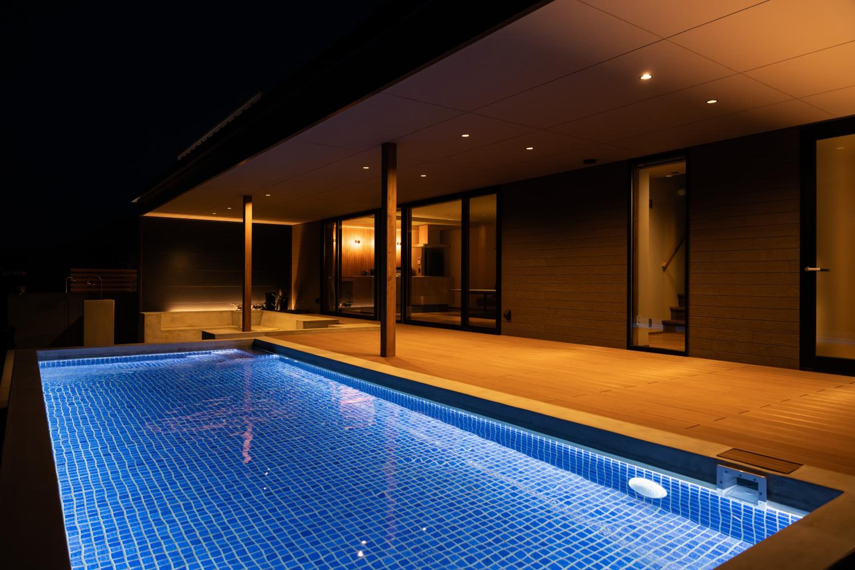 Photo 33