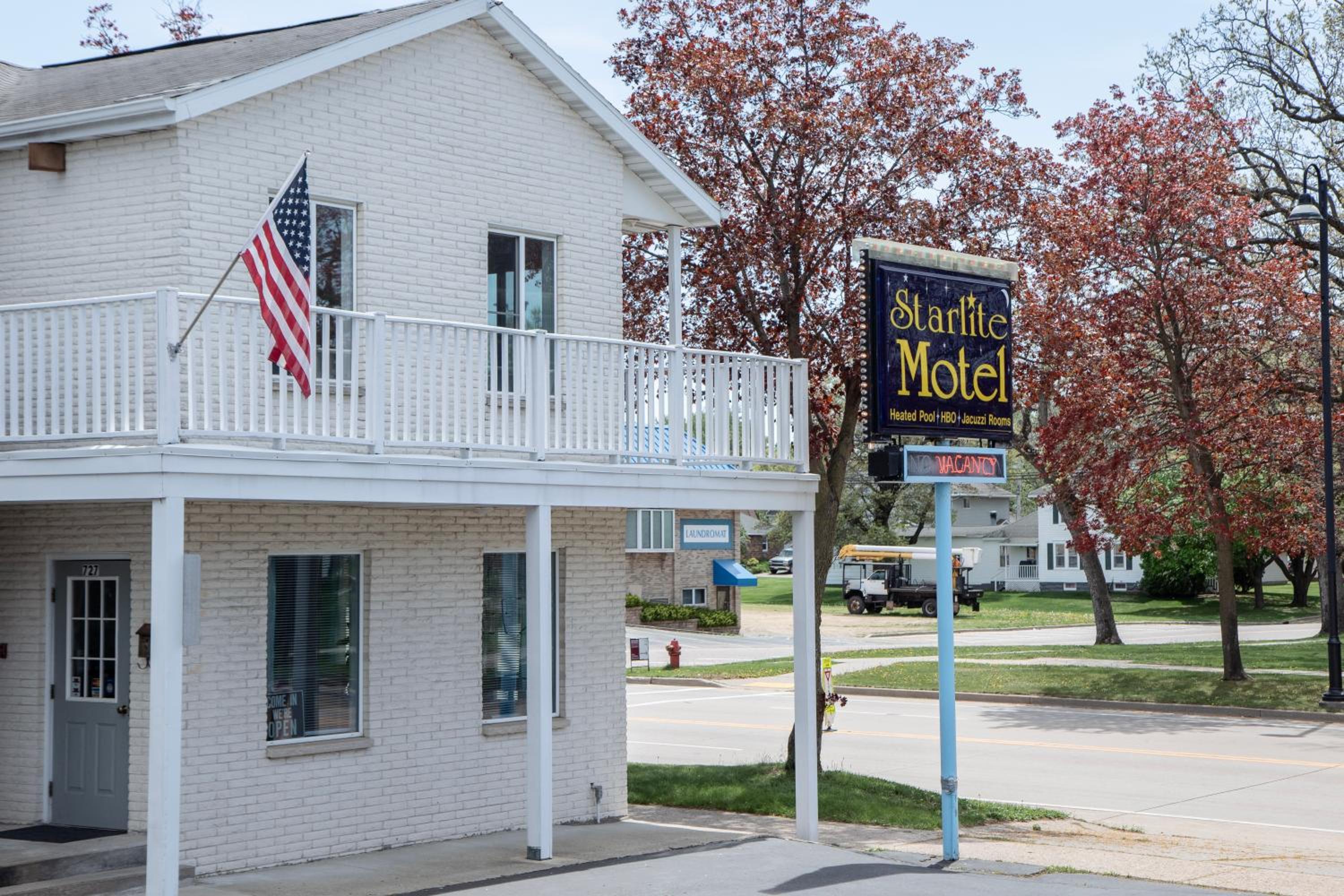 Starlite Motel
