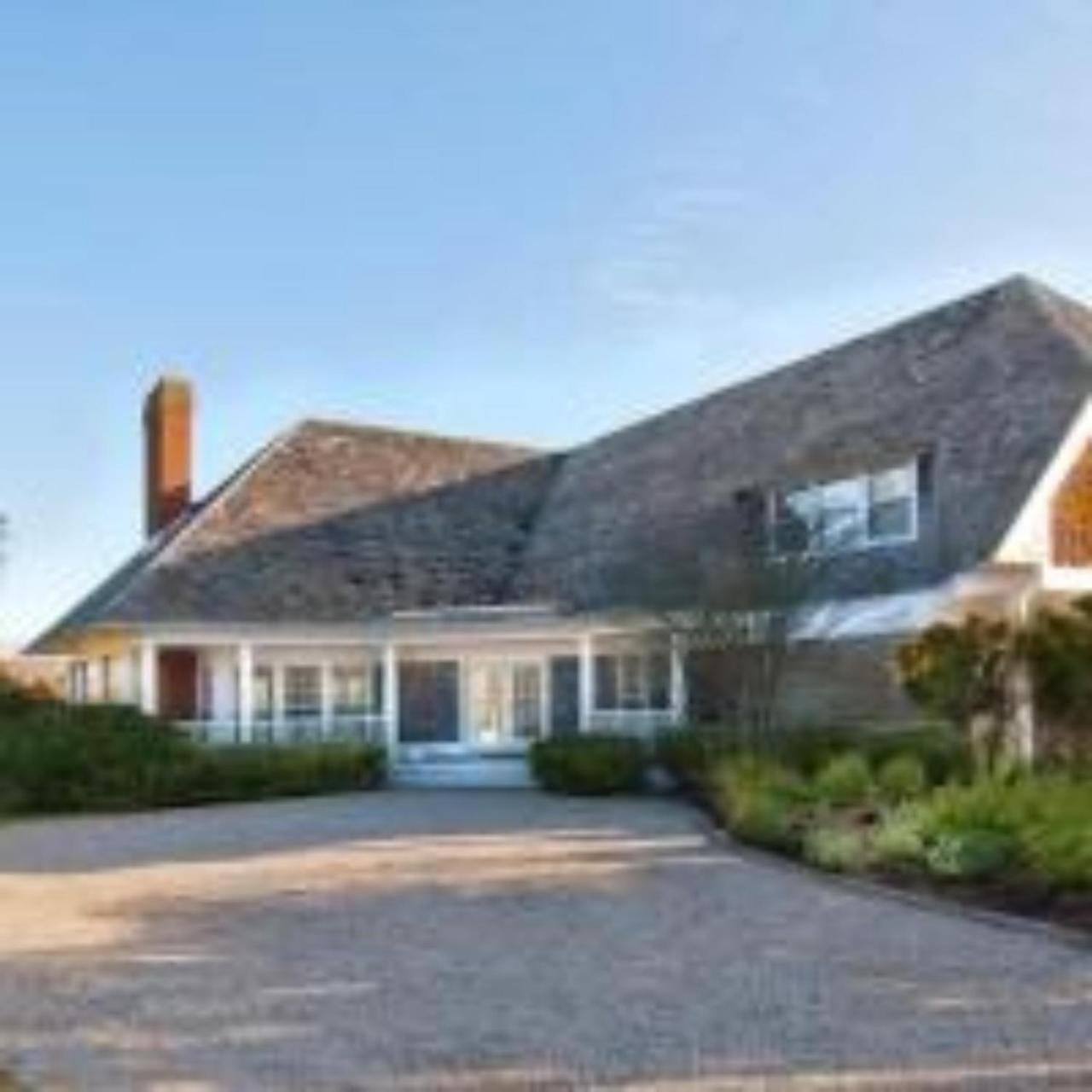 Villa Victoria - Cozy Hamptons Villa view 5