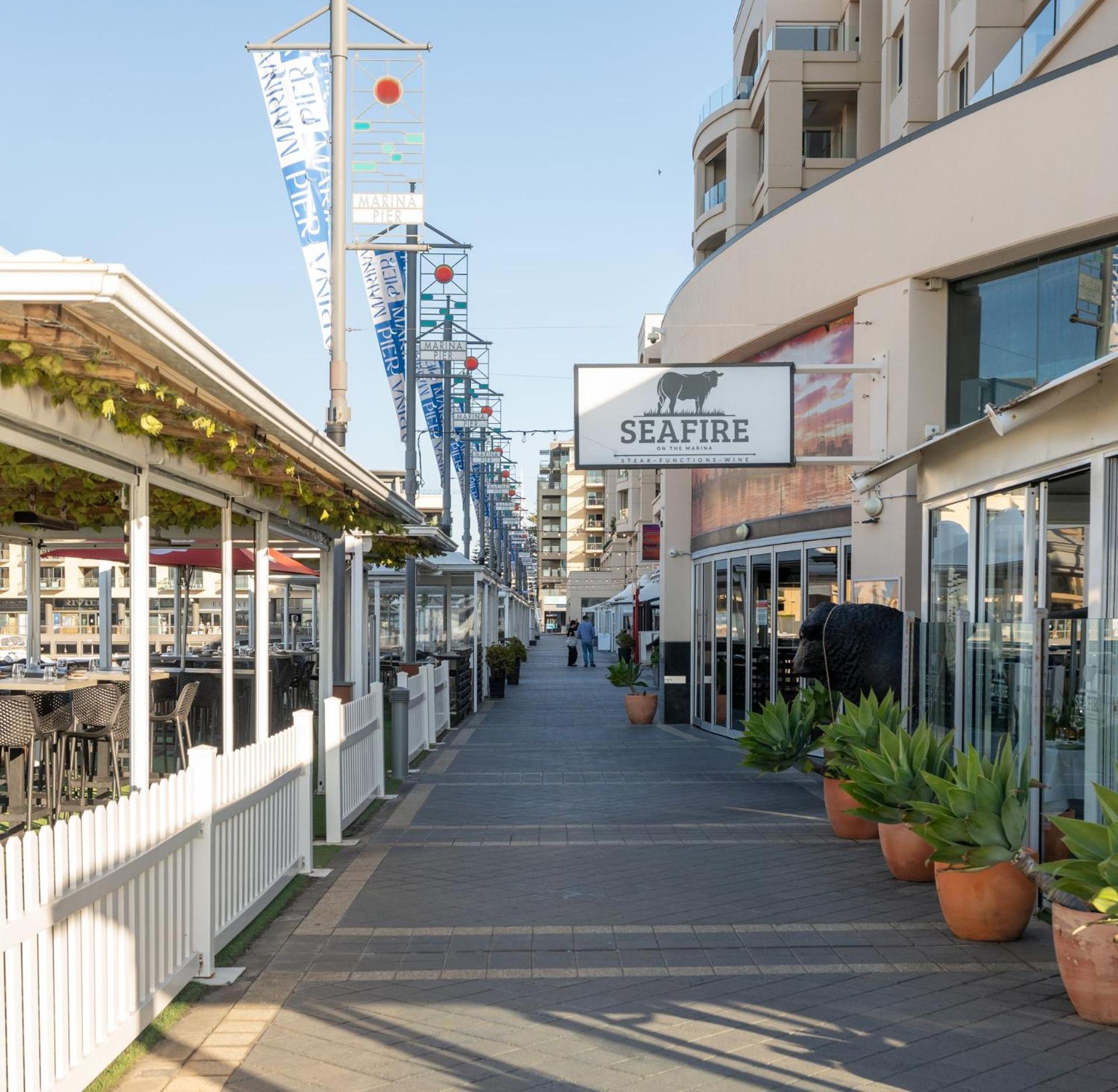 Belle Escapes - Glenelg Skyline Penthouse