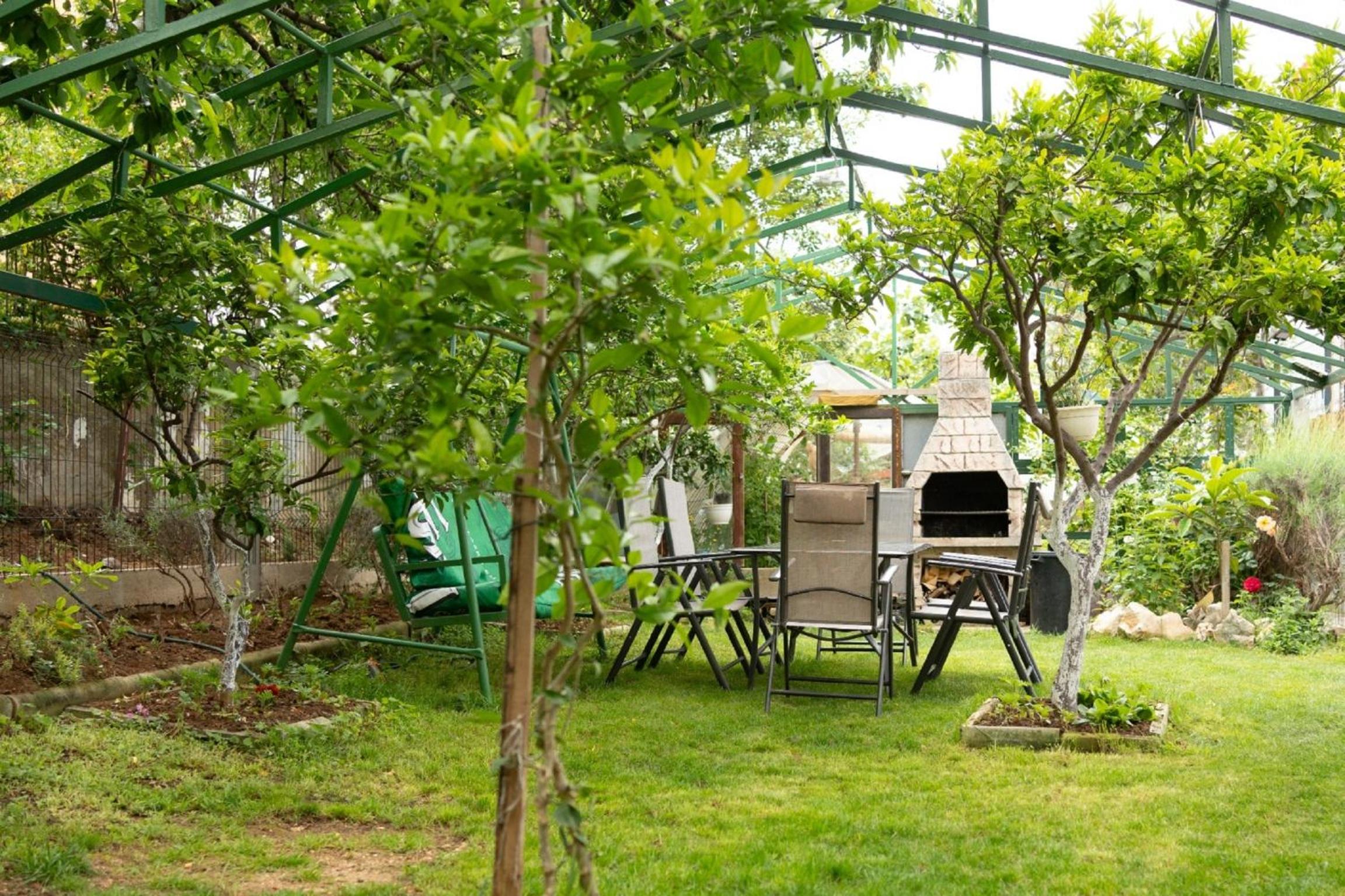 Apartments Milic