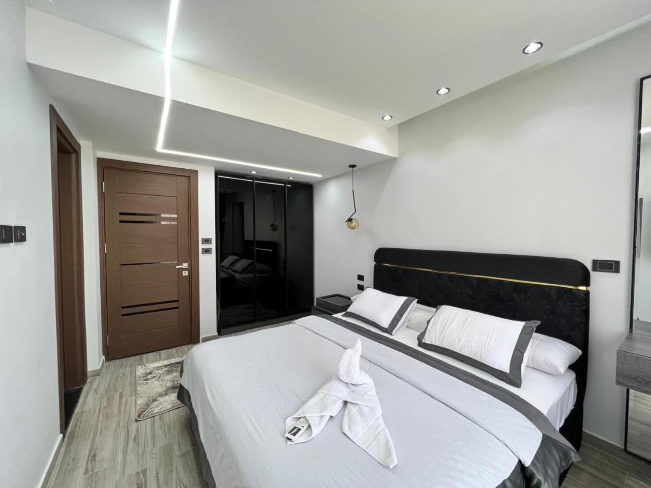Twin house 4 master Bedrooms premium mountain view Ras Elhikma view 4