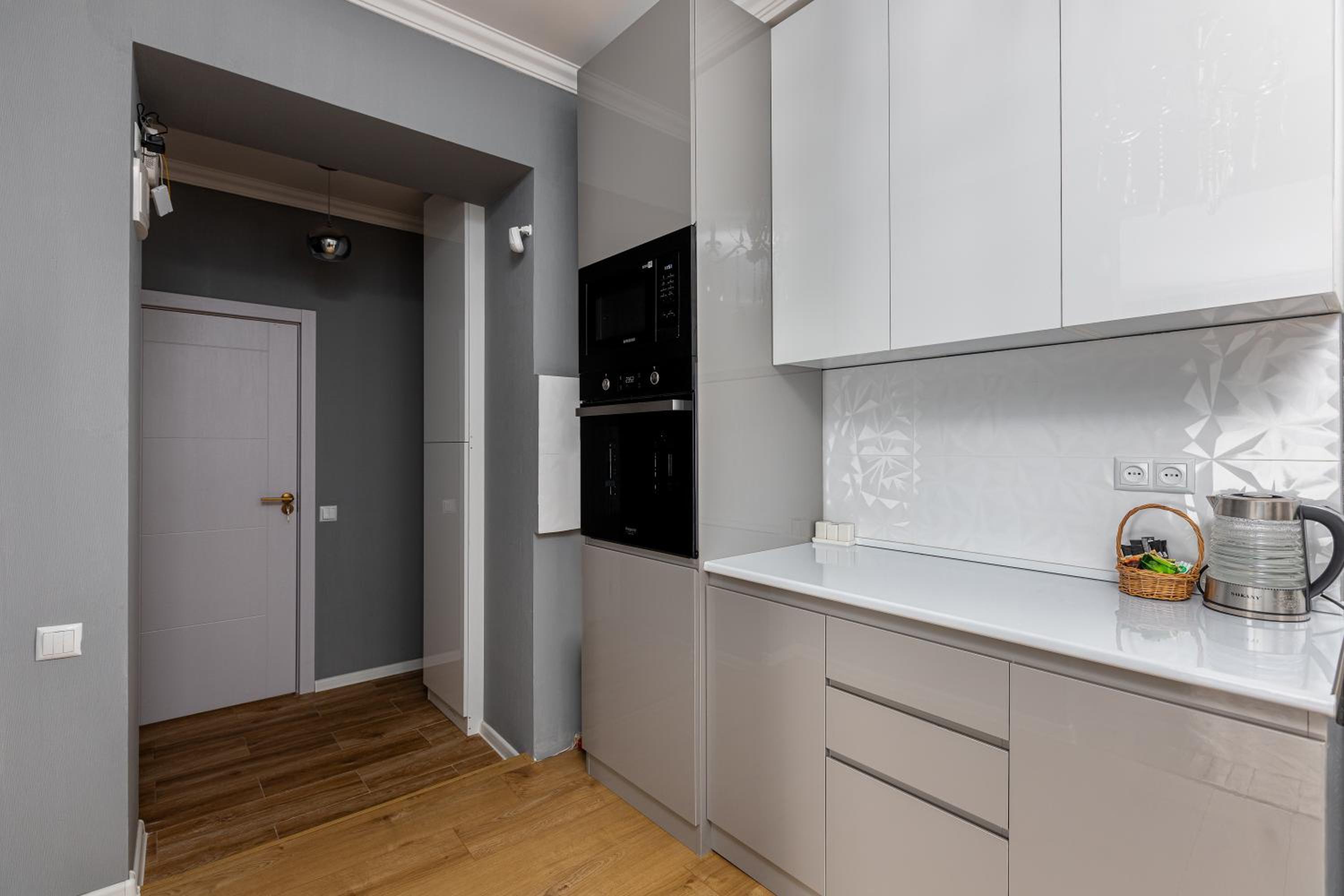 MaRKoS Elegant 2BR Apartment in Sololaki