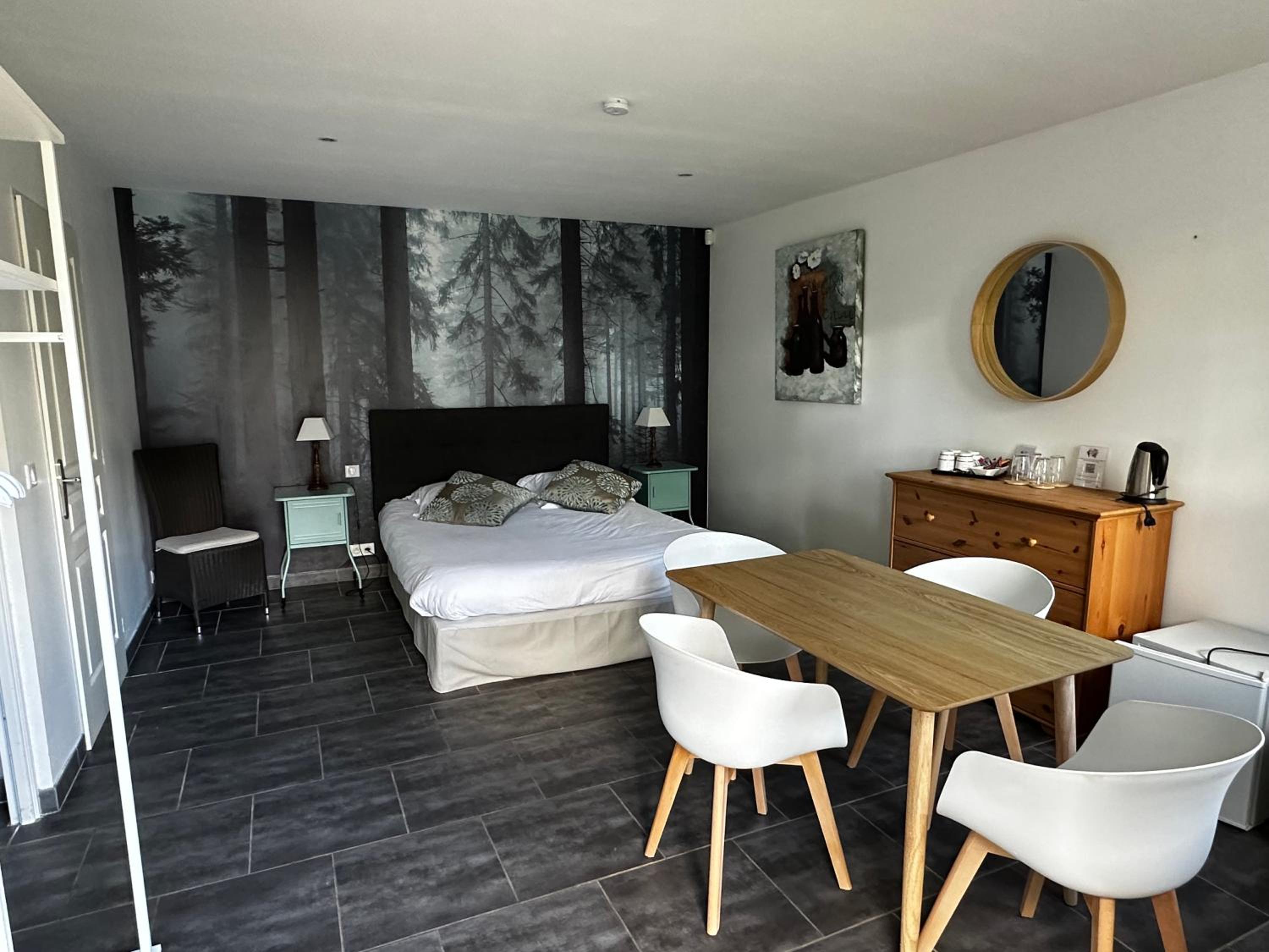 Hotel les Grands Chenes - Property Image 14