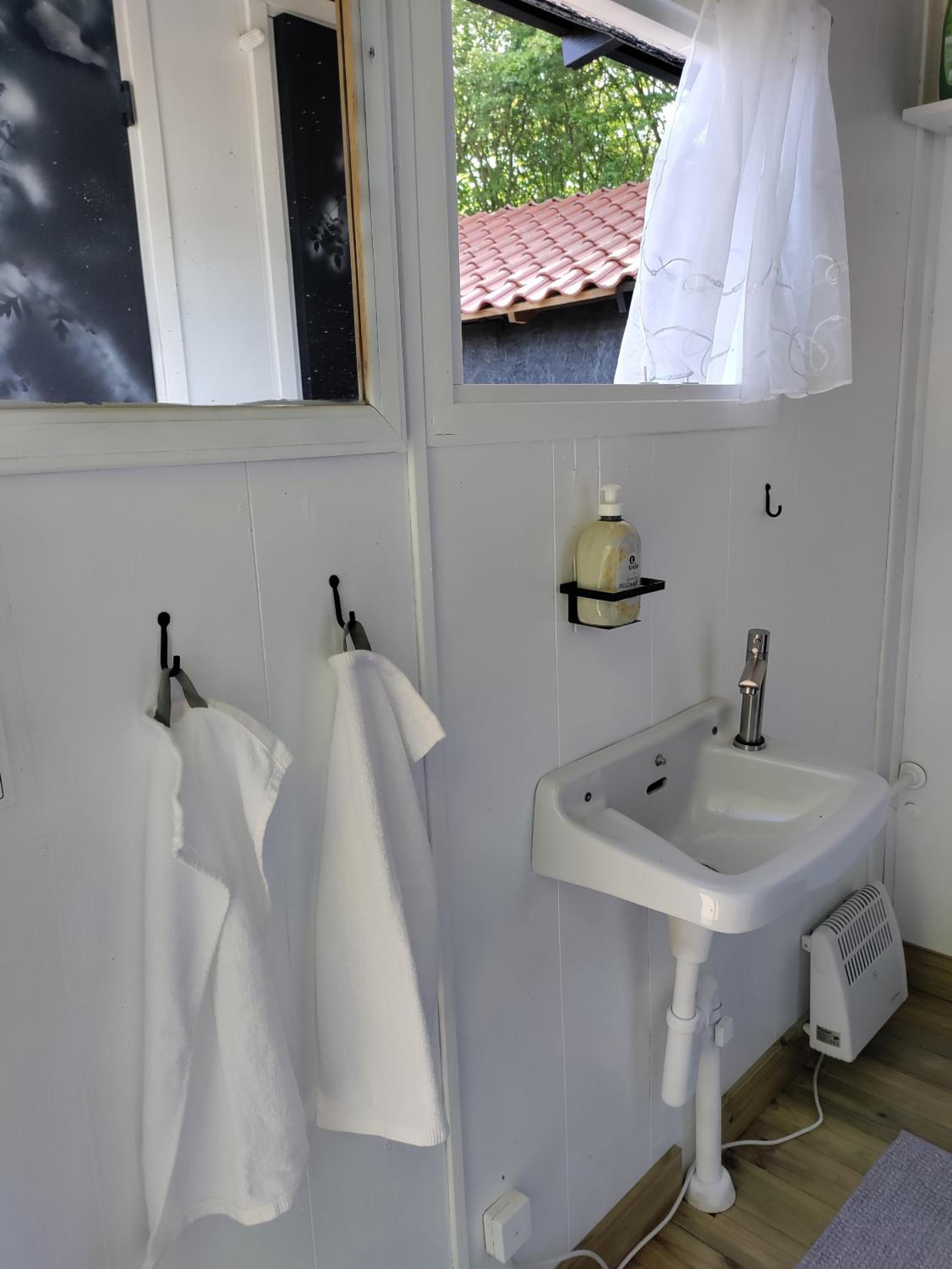 Cozy Cabin with a Beautiful View in the Countryside near Aabenraa