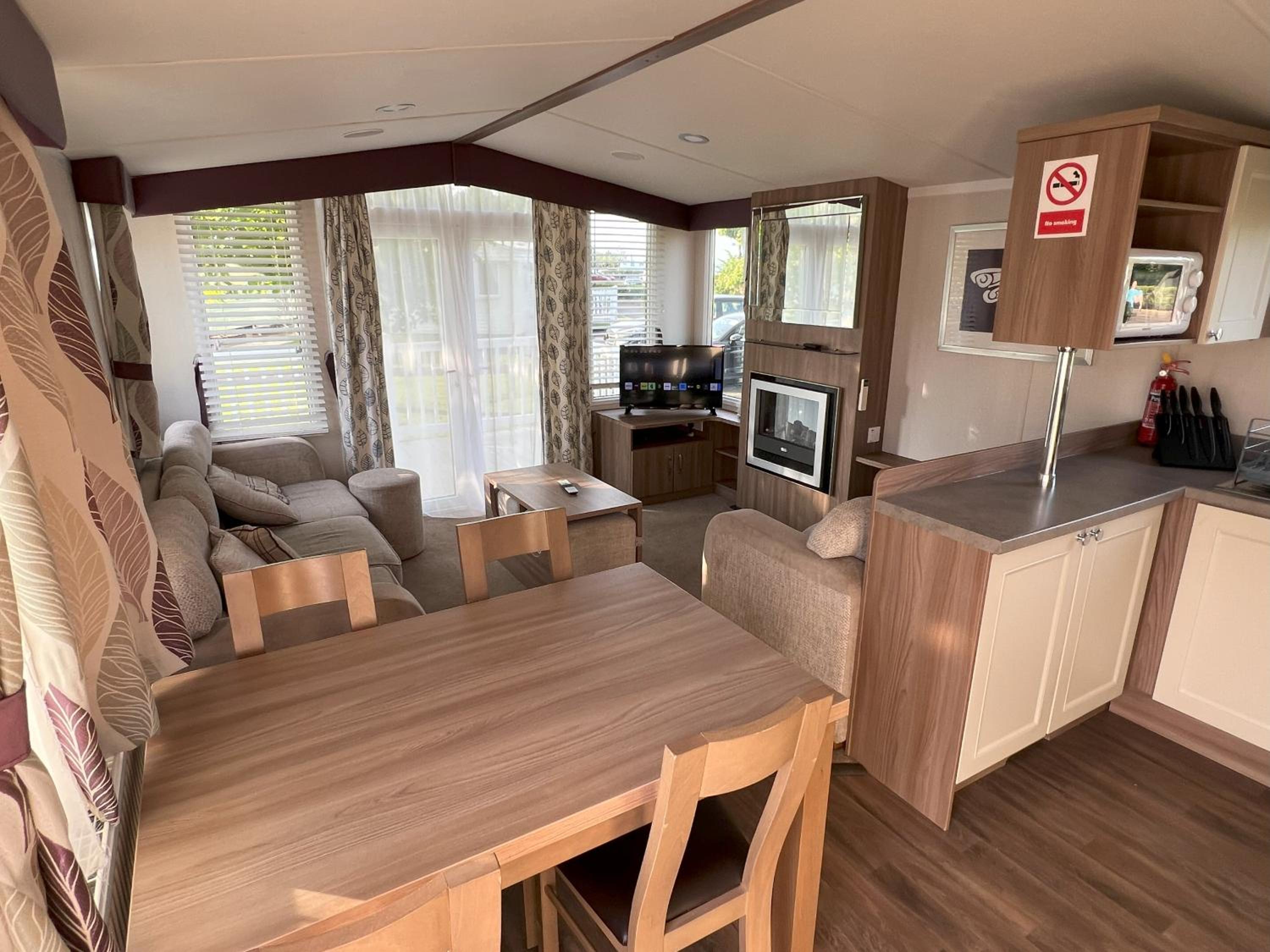 Caravan at Seton Sands, near Edinburgh and Berwick view 2