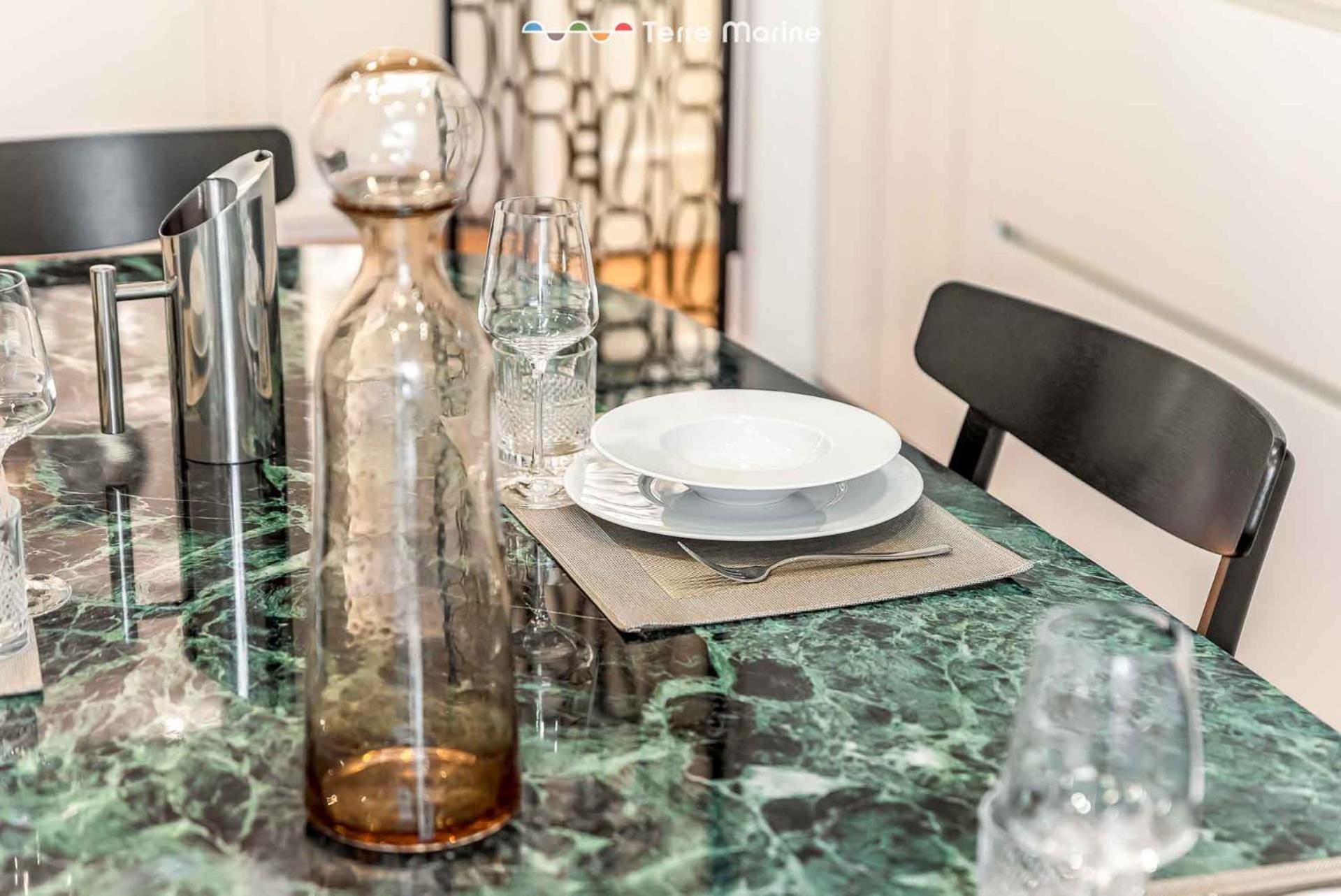 Hotel Unique, TerreMarine - Image 1