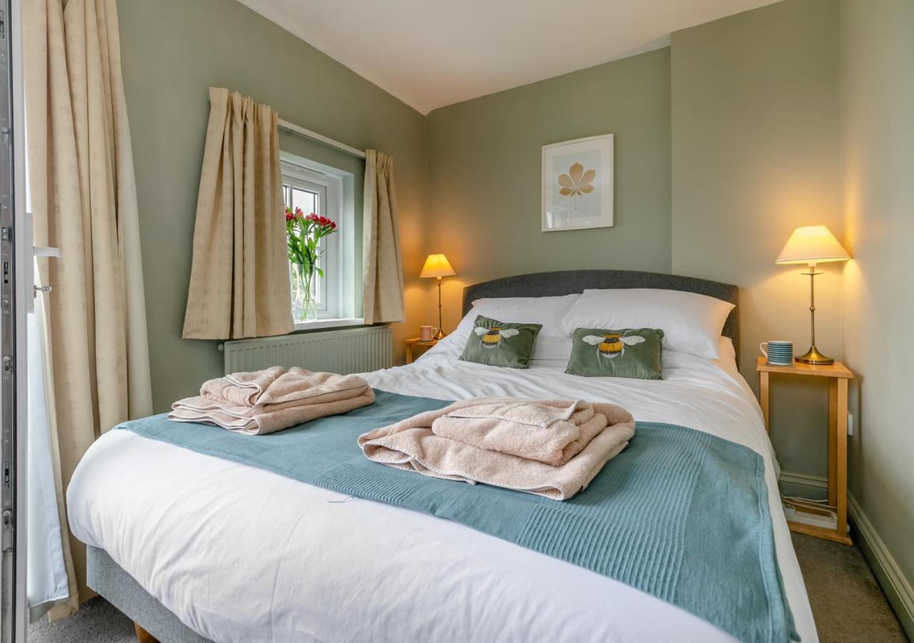 2 Bed in Padstow oc-p00557