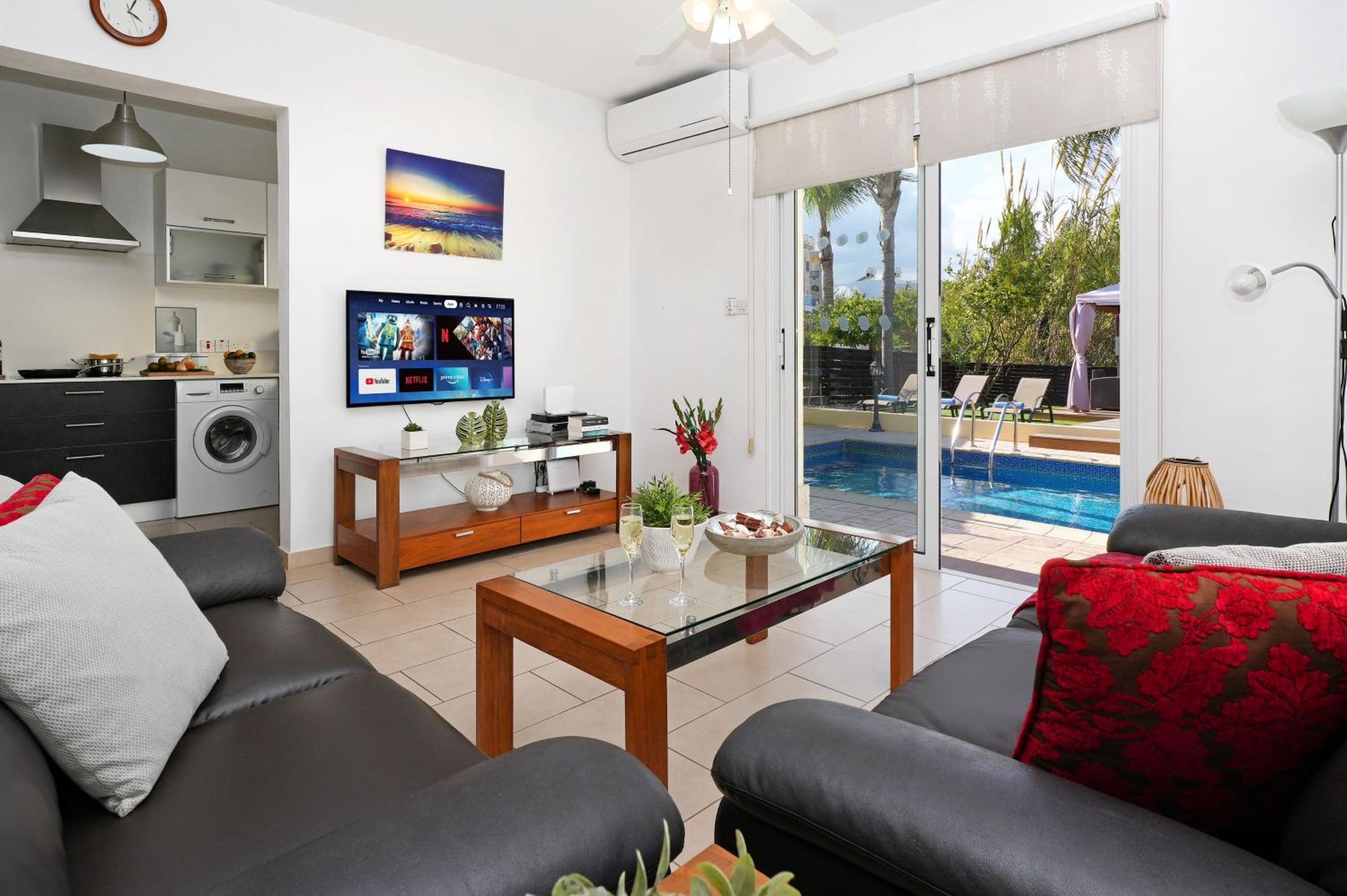 Villa Crystalia - 350m from Kalamies Beach