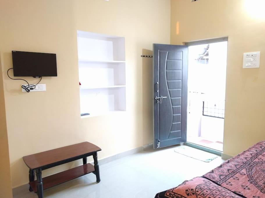 Sarovar Homestay in Anegundi view 5