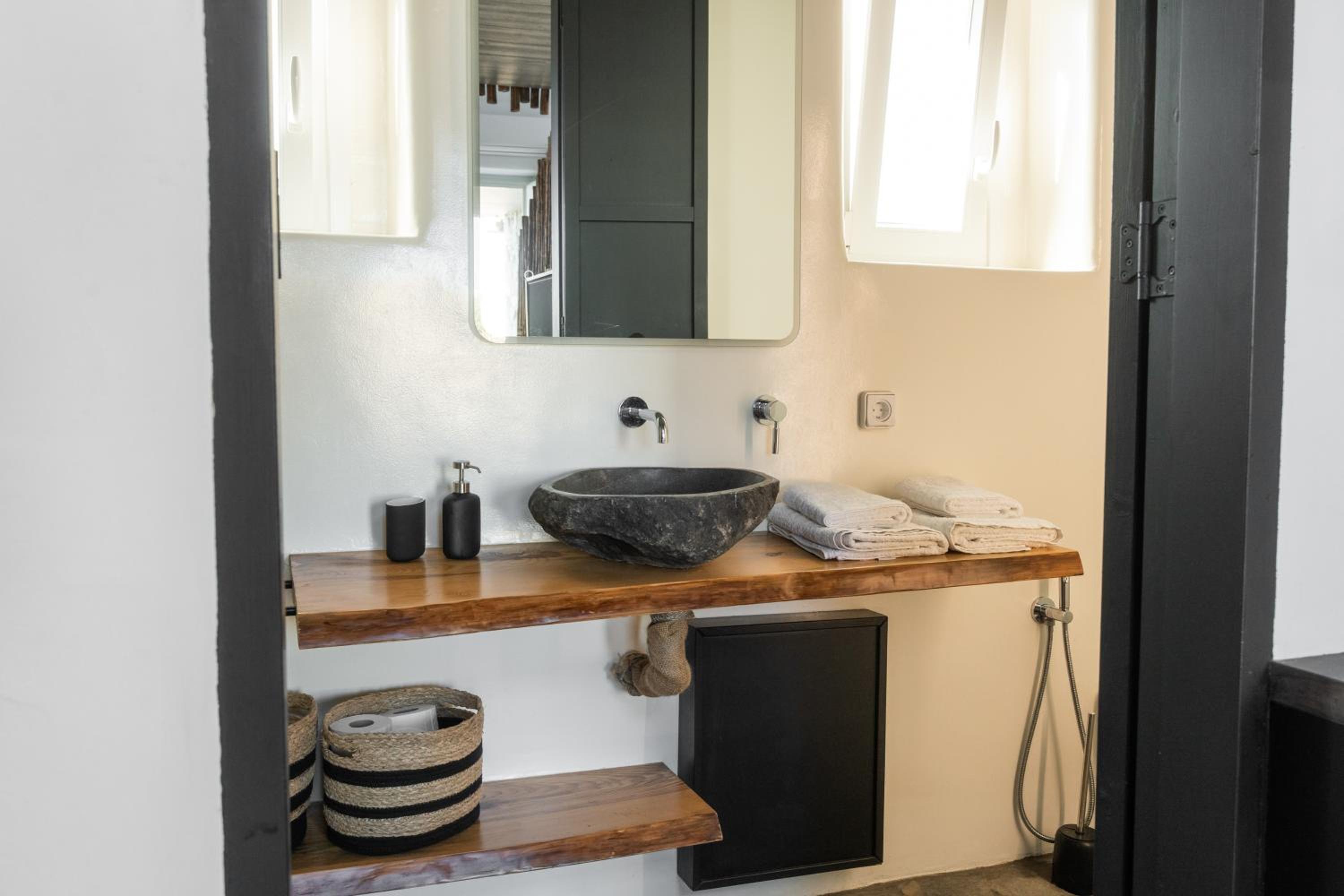 PAnDA Art Houses photo 5