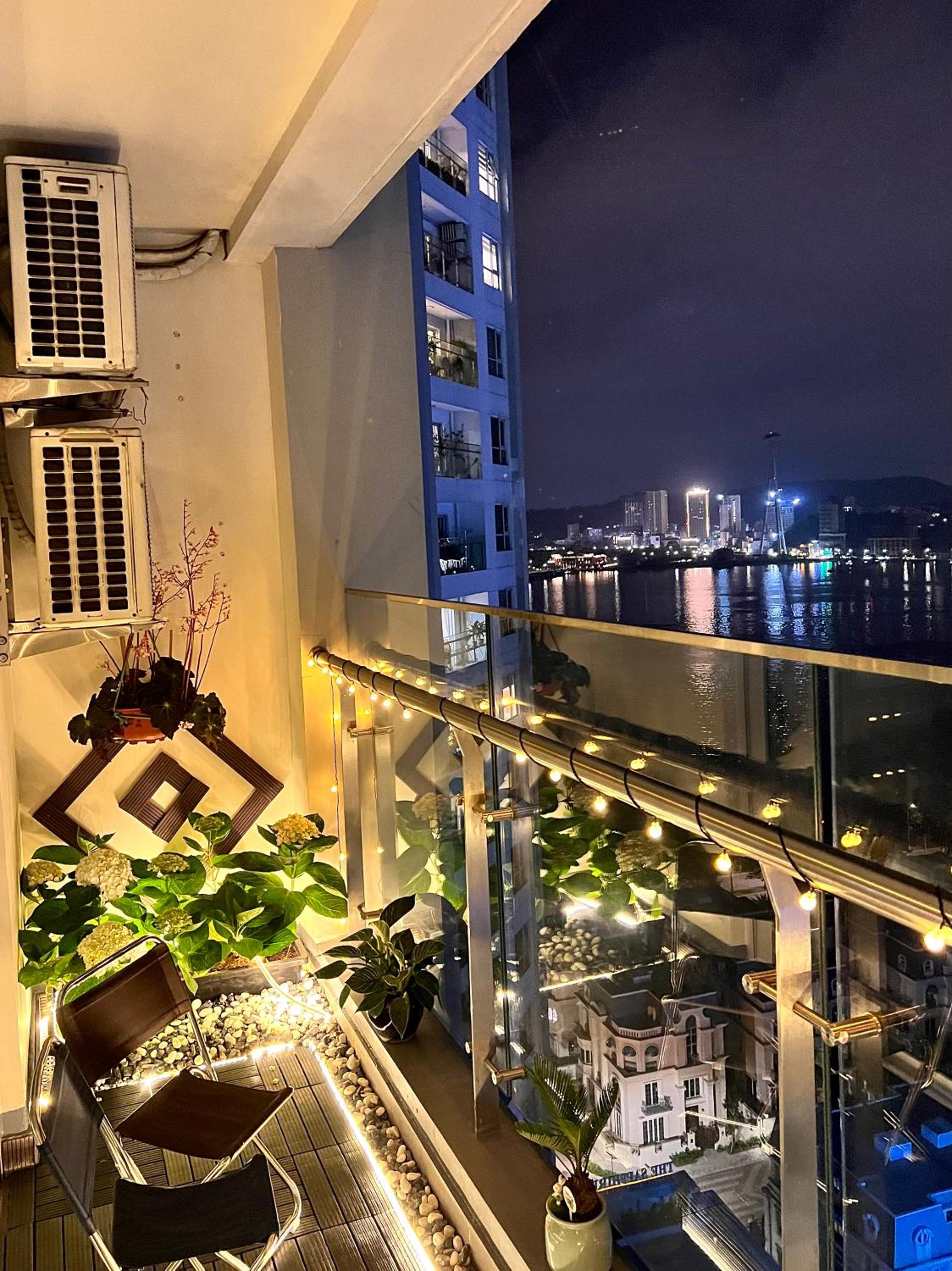 Amber Homestay Hạ Long view 2
