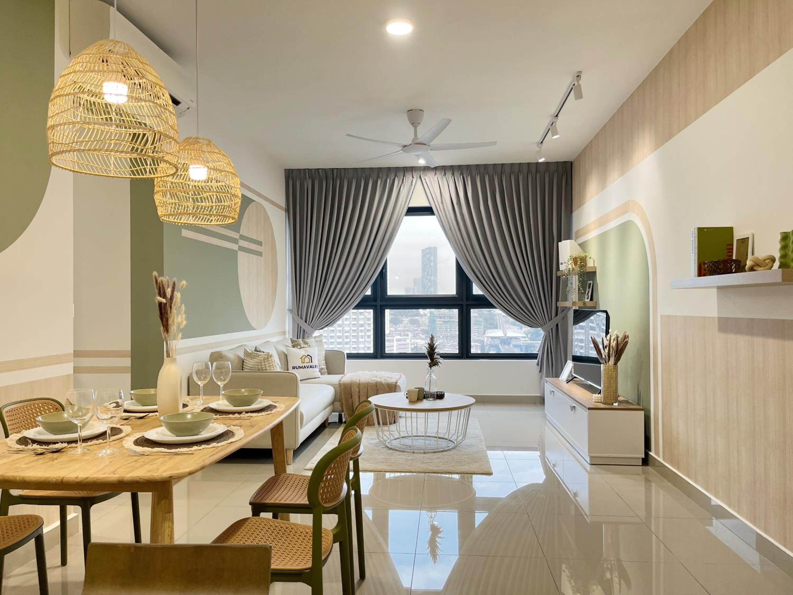 4BR Cozy Room MVertica near MRT by RumaBnB