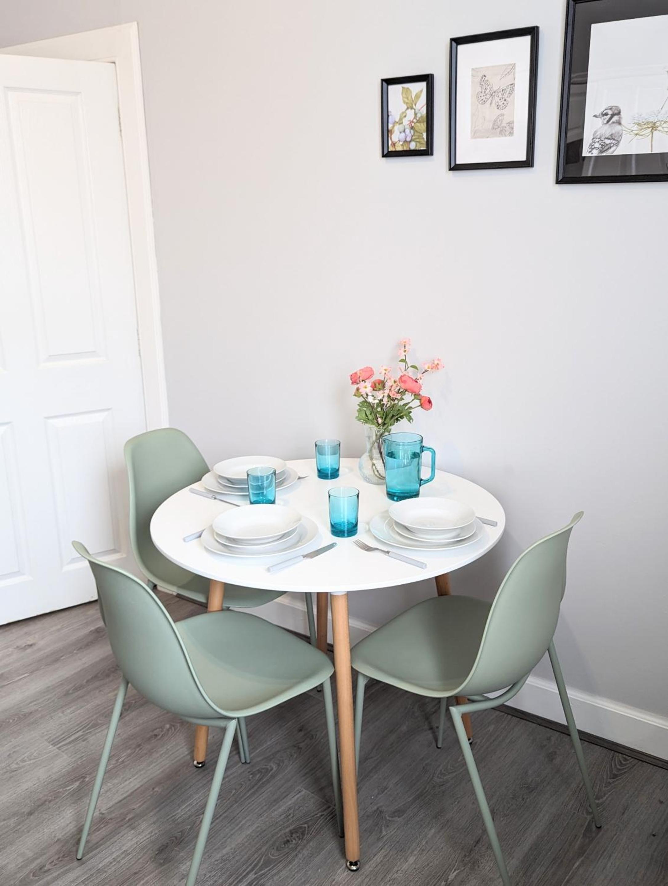 Hotel Campbeltown Central - Image 1