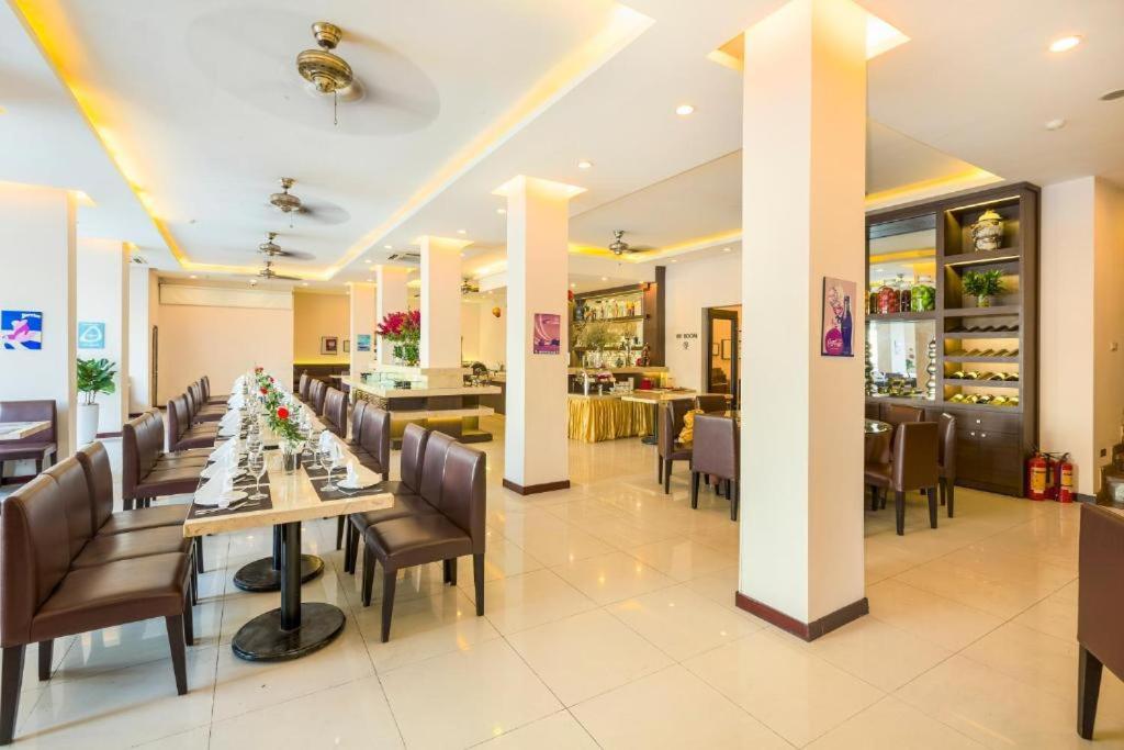 Hồng Hà Hotel HN - by BAY LUXURY