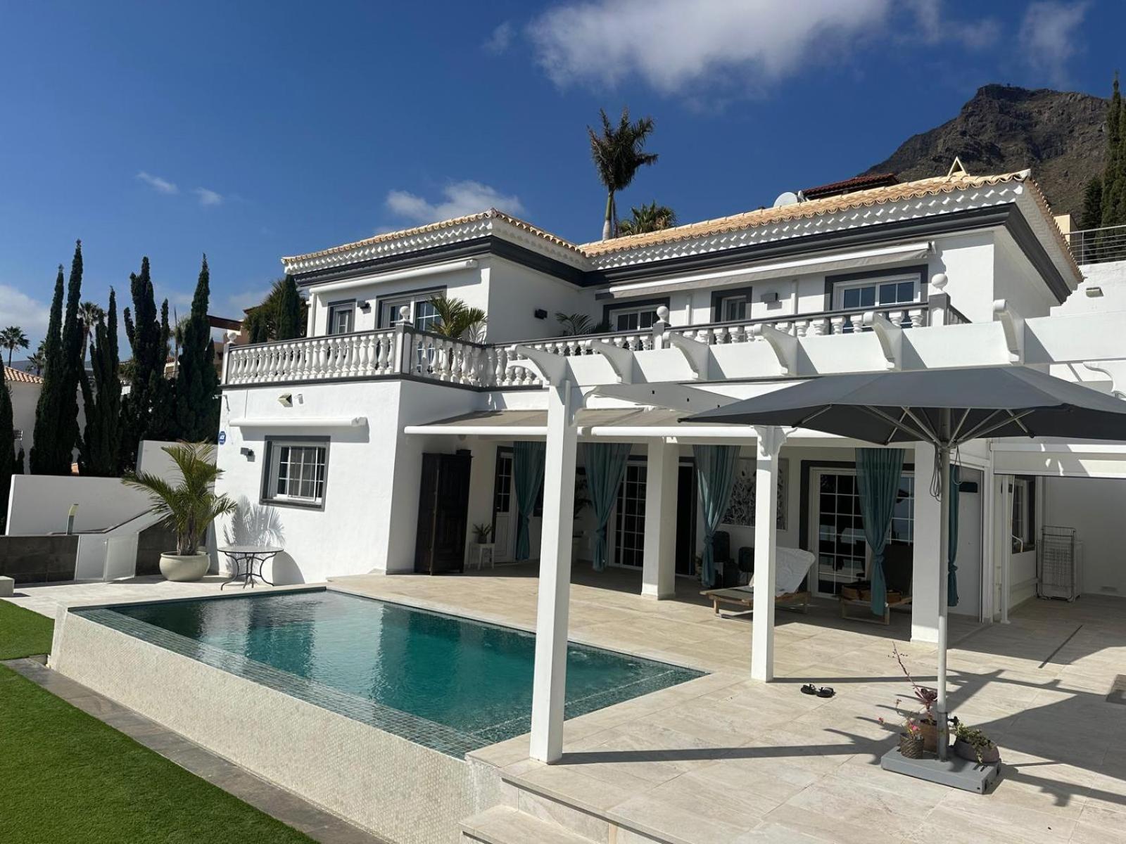 Villa Zion Tenerife with Heated Pool