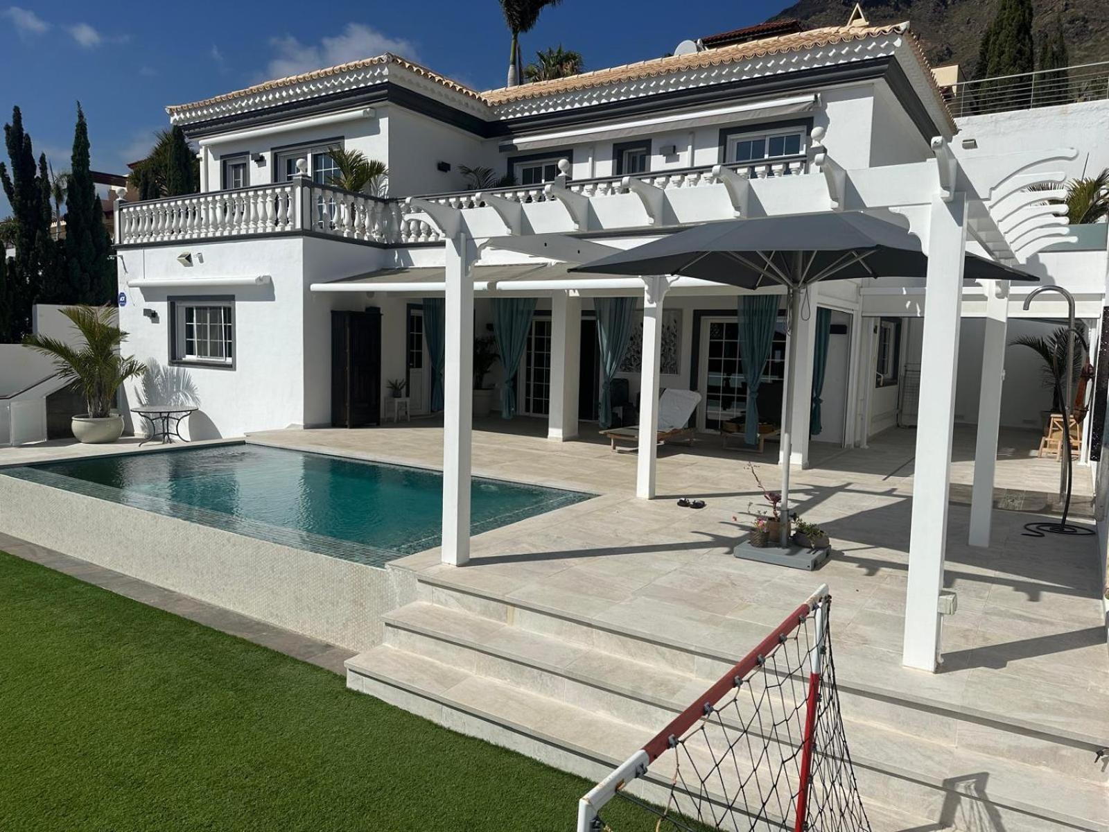 Villa Zion Tenerife with Heated Pool