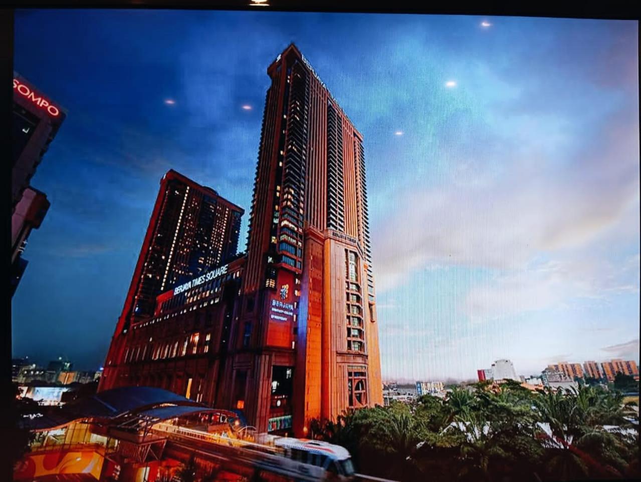 Marvelous Service Apartment Times Square kl
