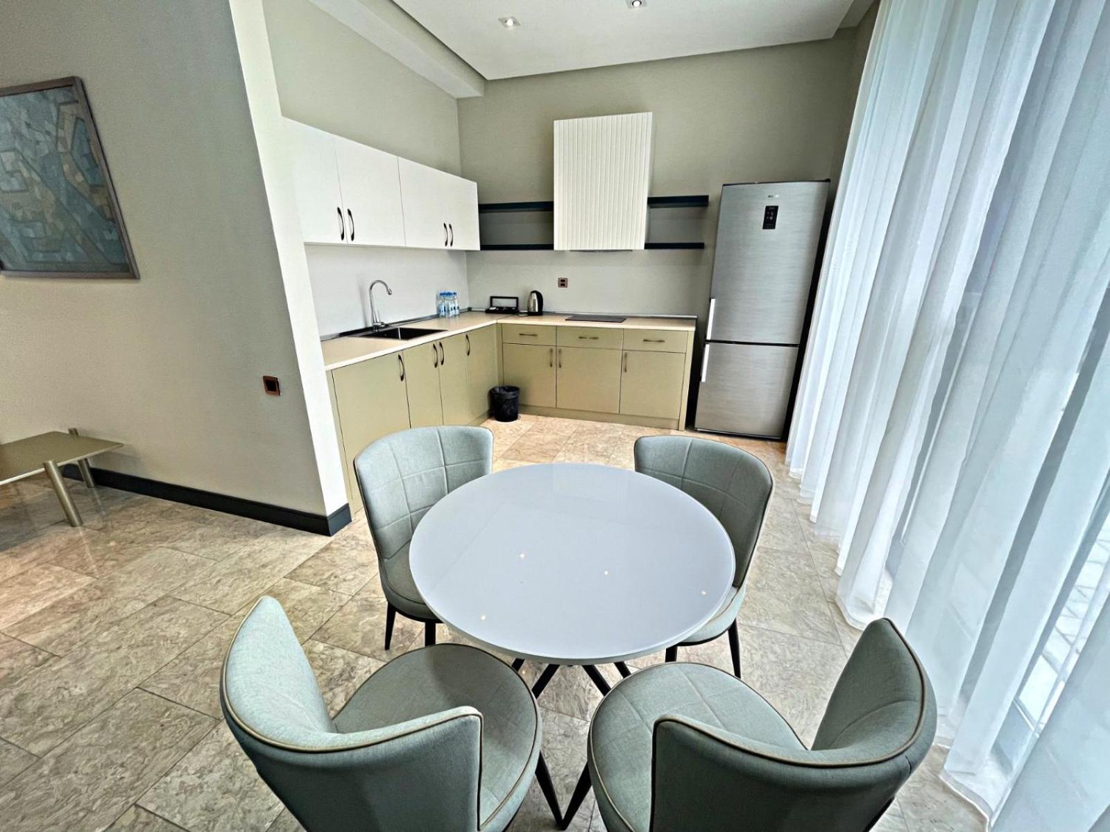 Arena Apartments & Villas Guba