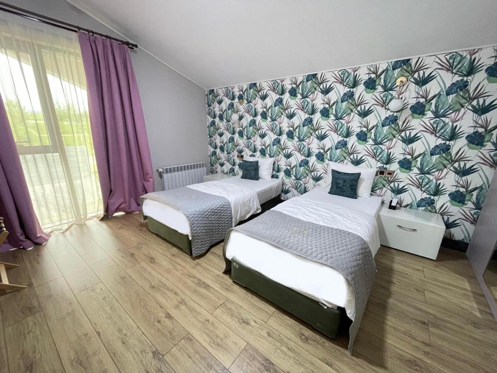 Arena Apartments & Villas Guba