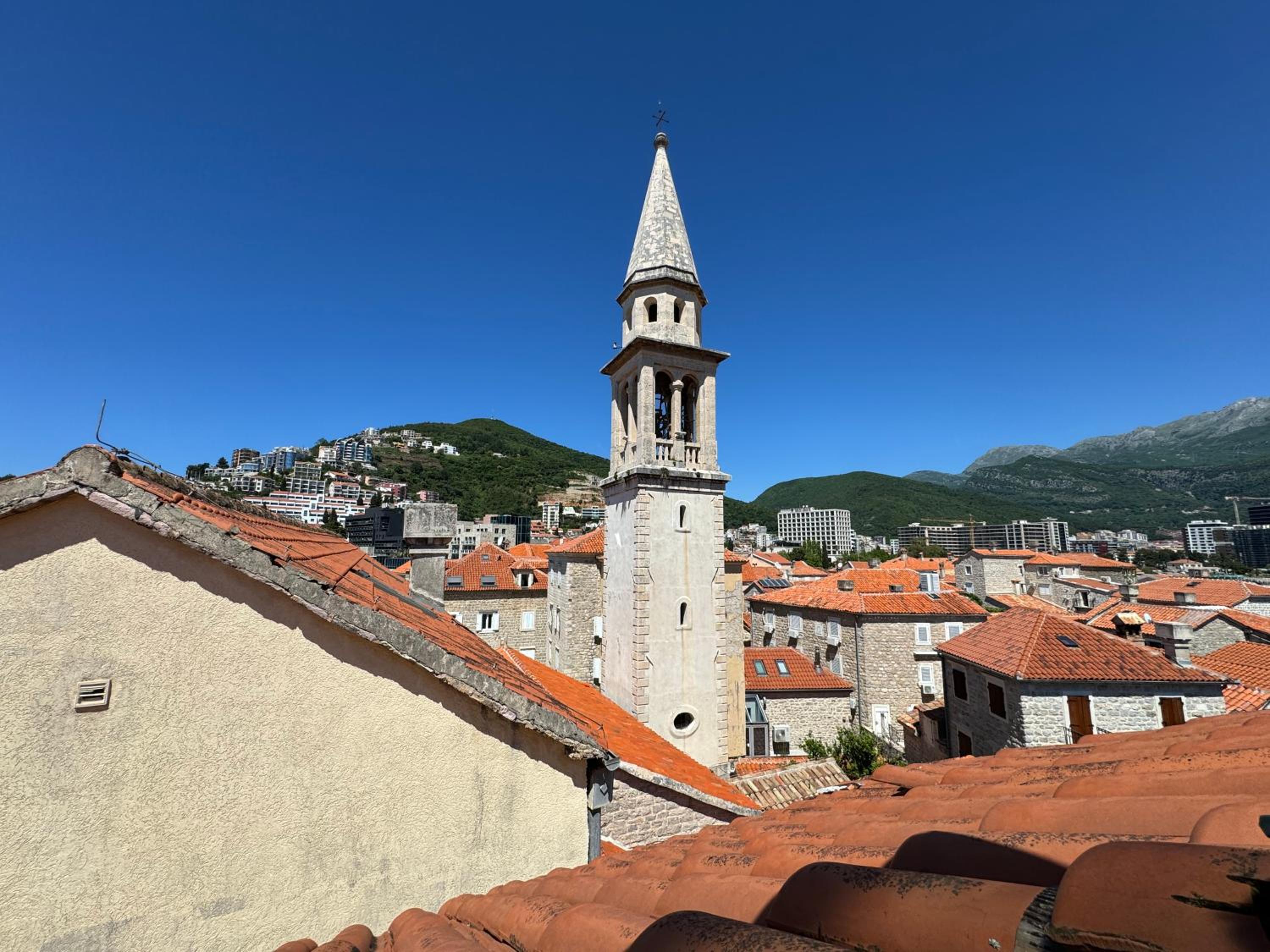 Santa Maria - Old Town Apartment view 4
