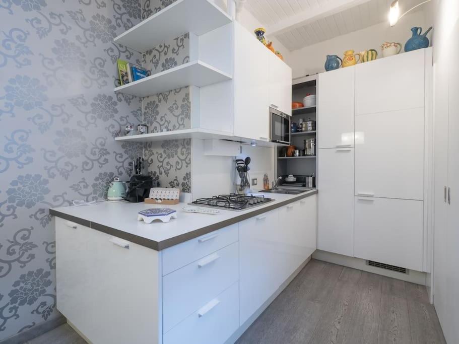 Chinatown Elegant Apartment - Youhosty