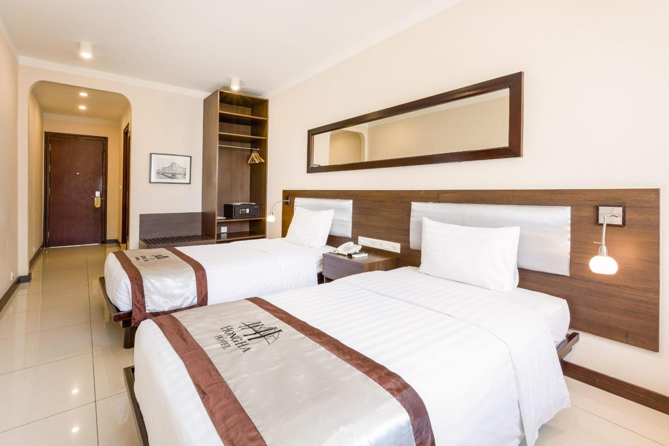 Hồng Hà Hotel HN - by BAY LUXURY