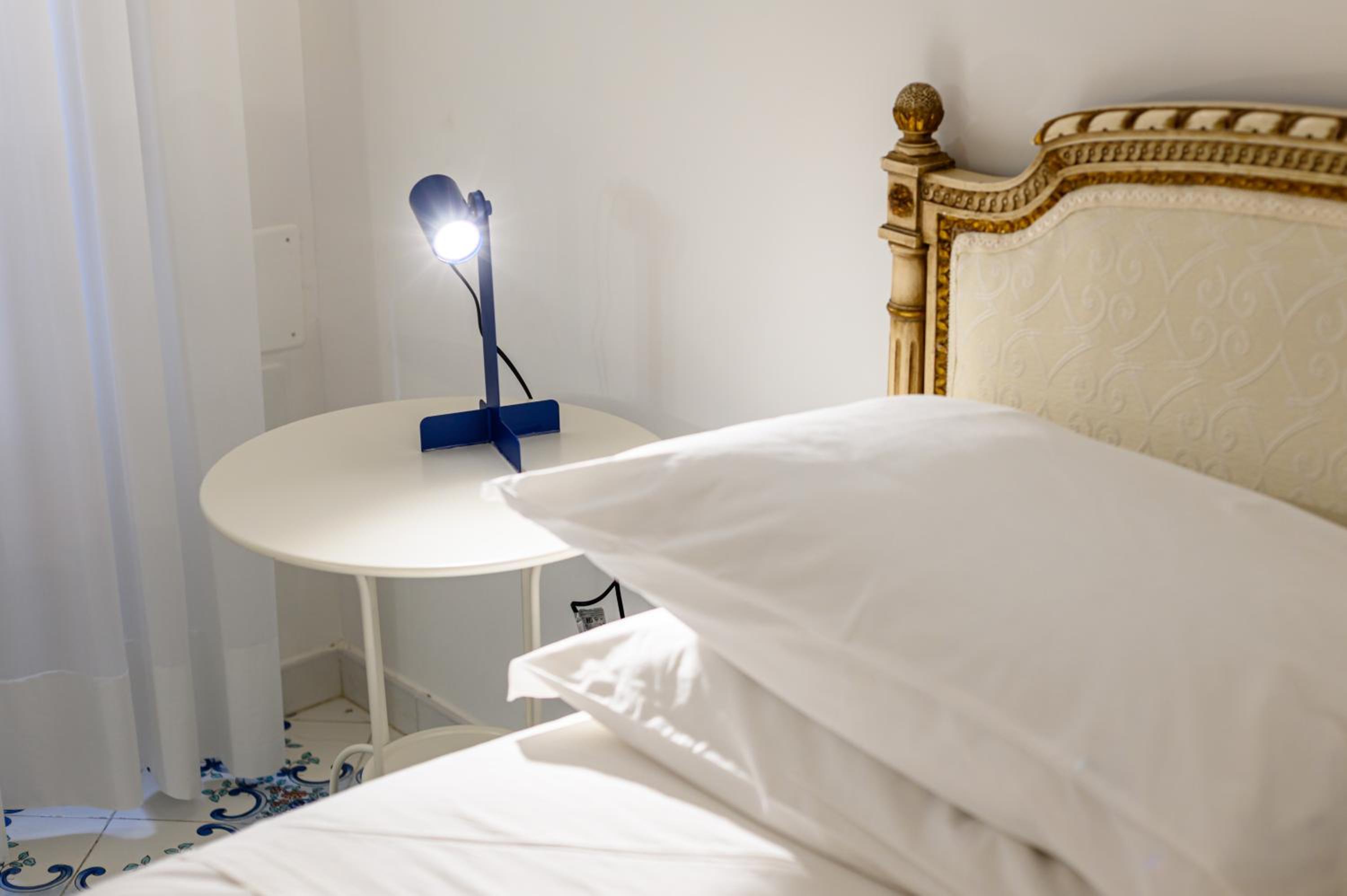 Marina Rooms