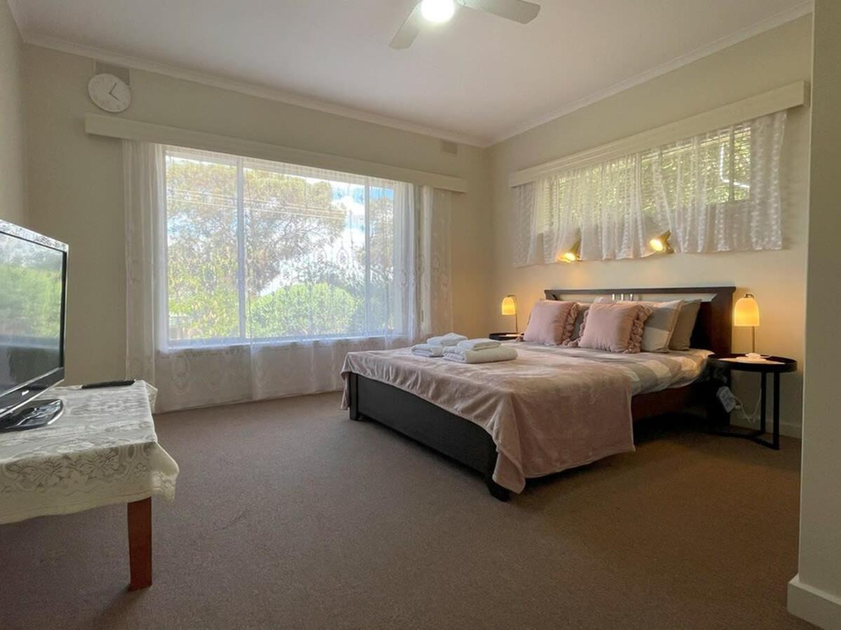 The Hidden Gem Exquisite 3BR Retreat in Berri