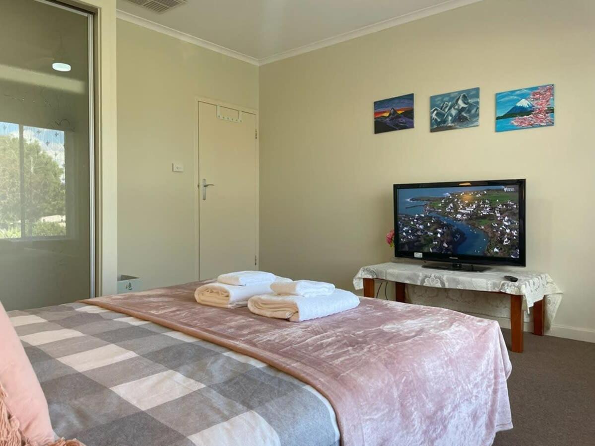 The Hidden Gem Exquisite 3BR Retreat in Berri