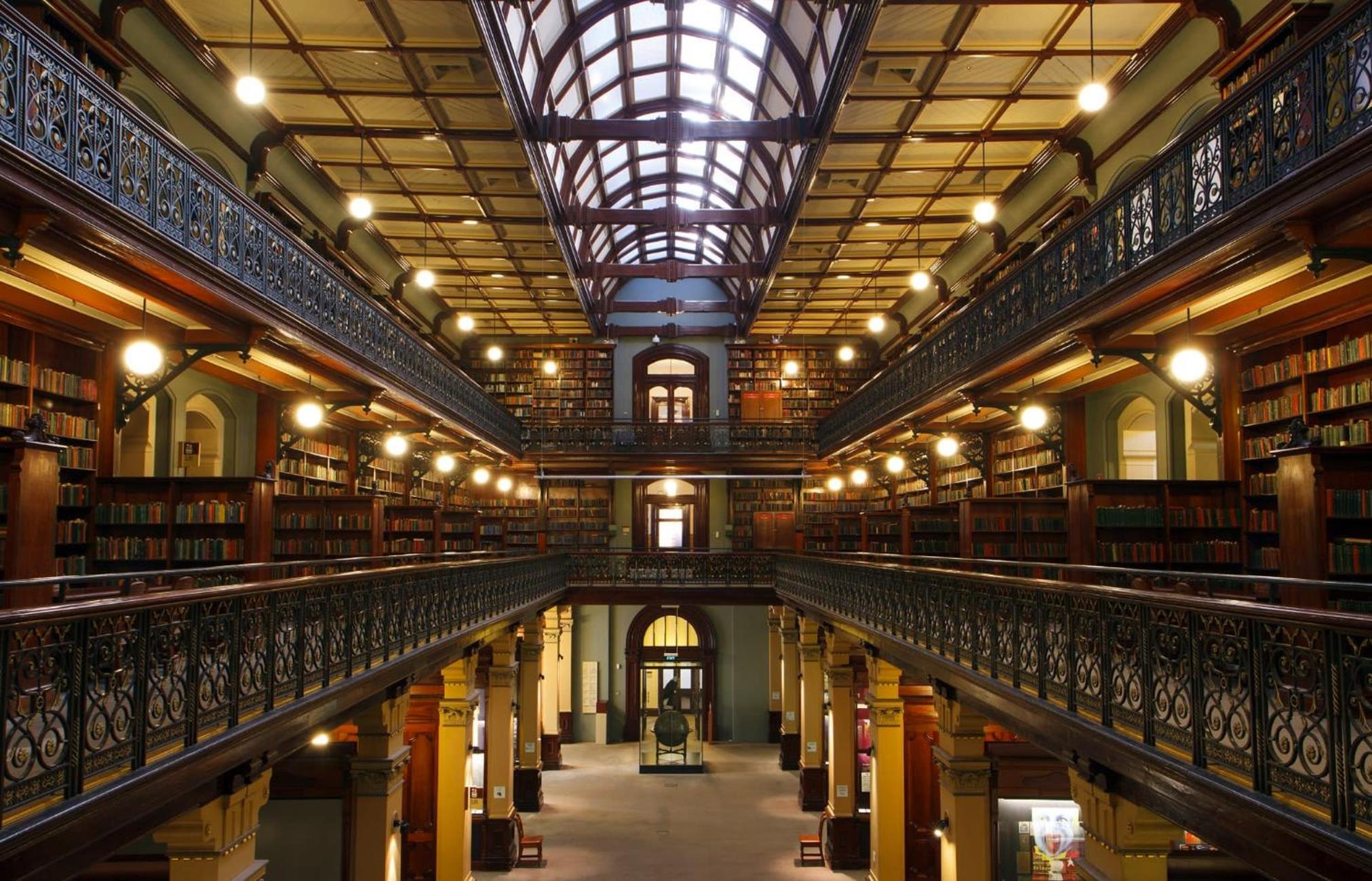 Timeless CBD Sanctuary - 1BR - Heart of Adelaide