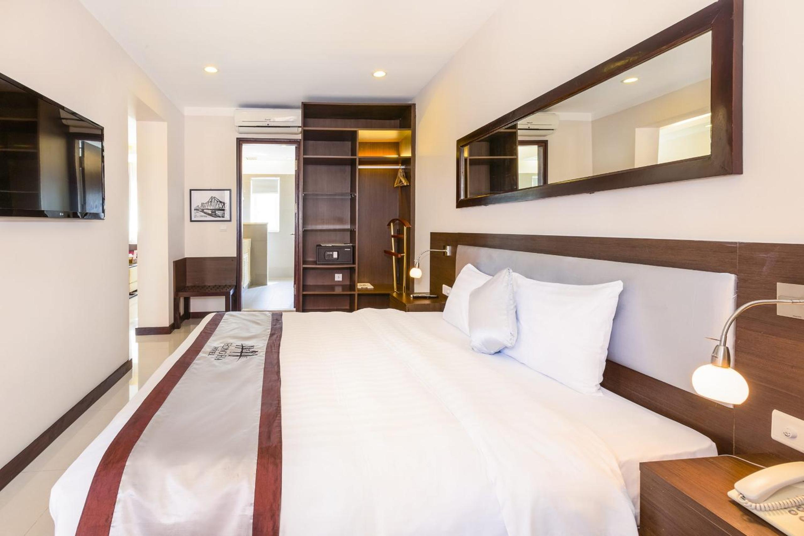 Hồng Hà Hotel HN - by BAY LUXURY