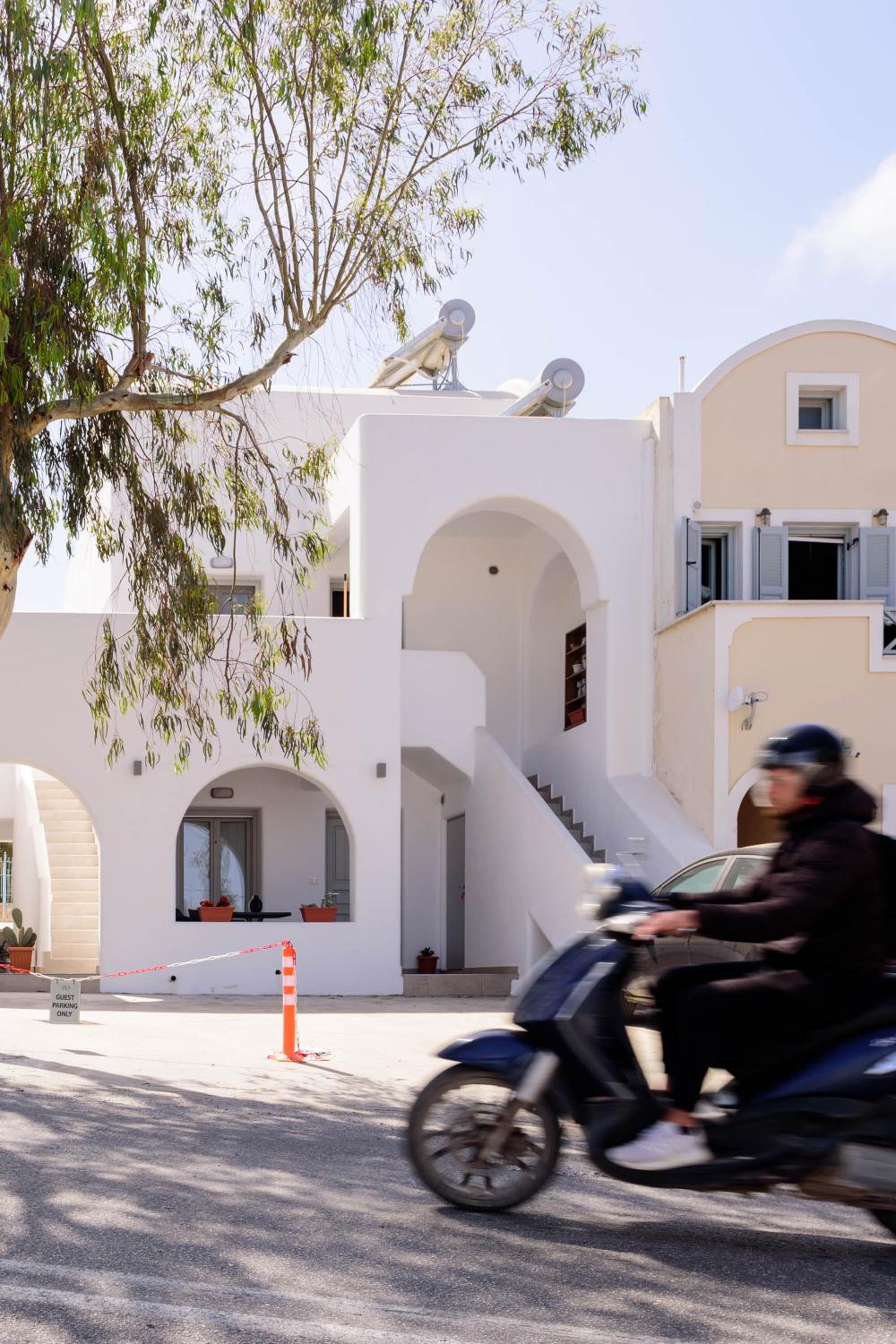 MESSARIA APARTMENt