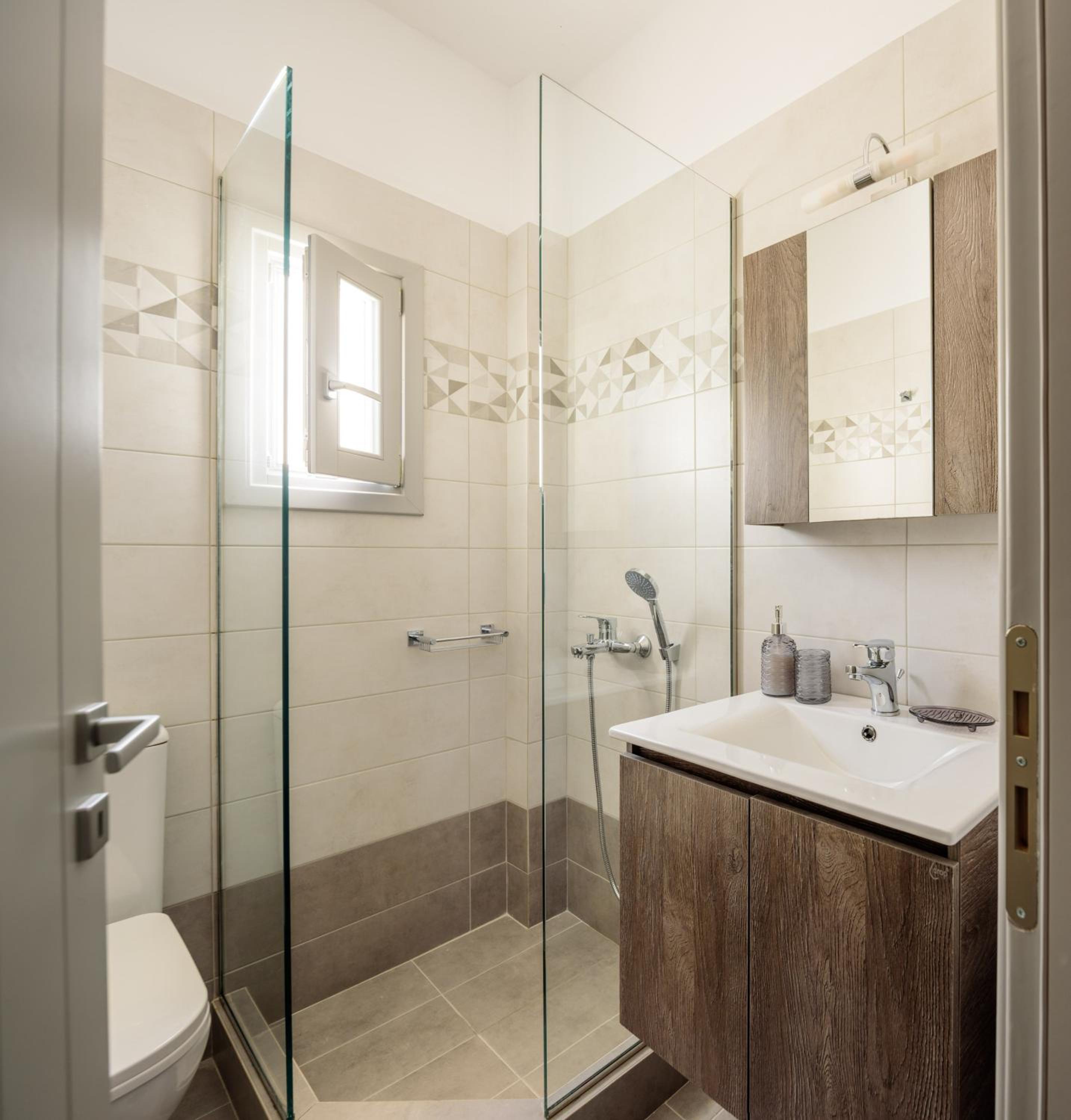 MESSARIA APARTMENt