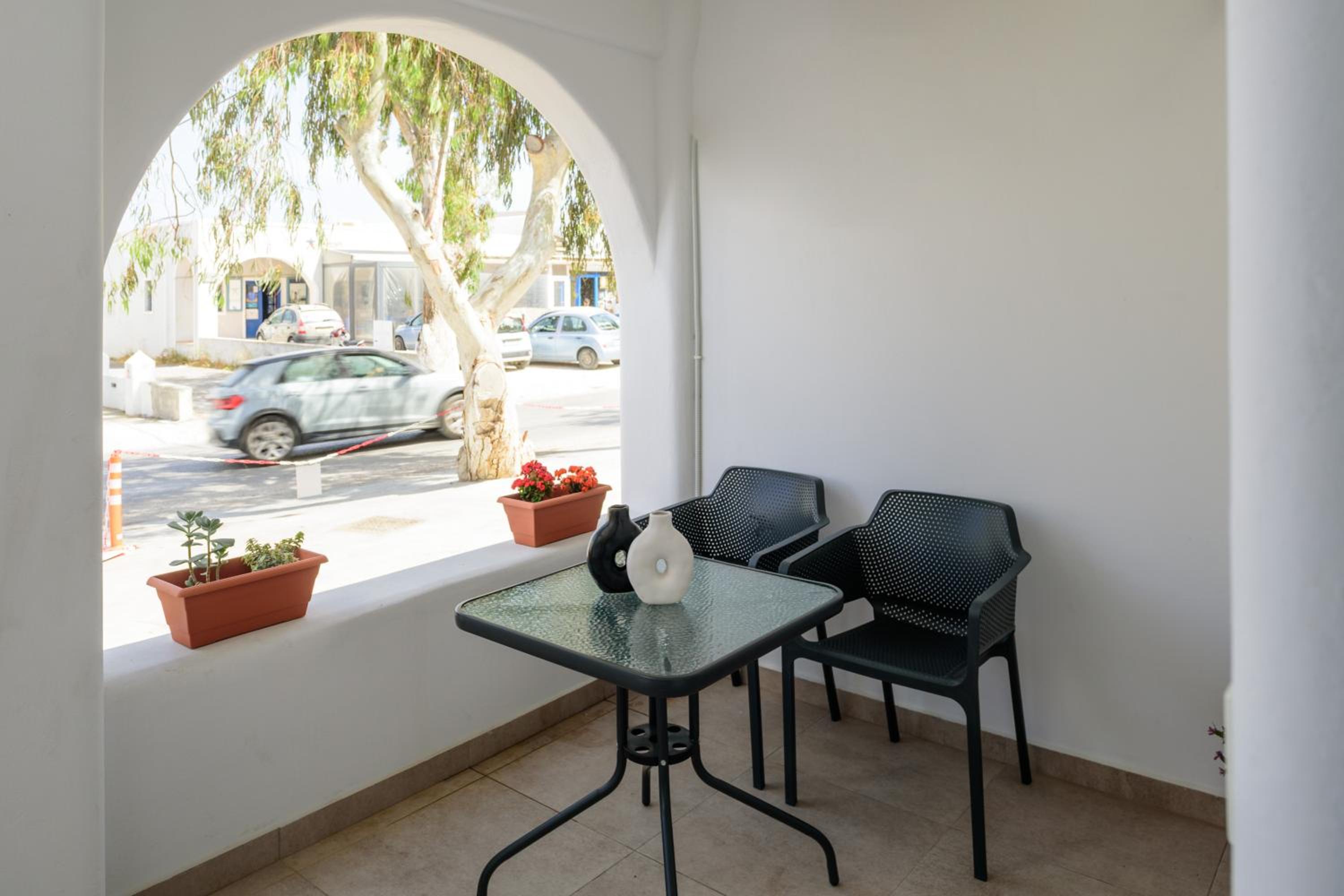 MESSARIA APARTMENt